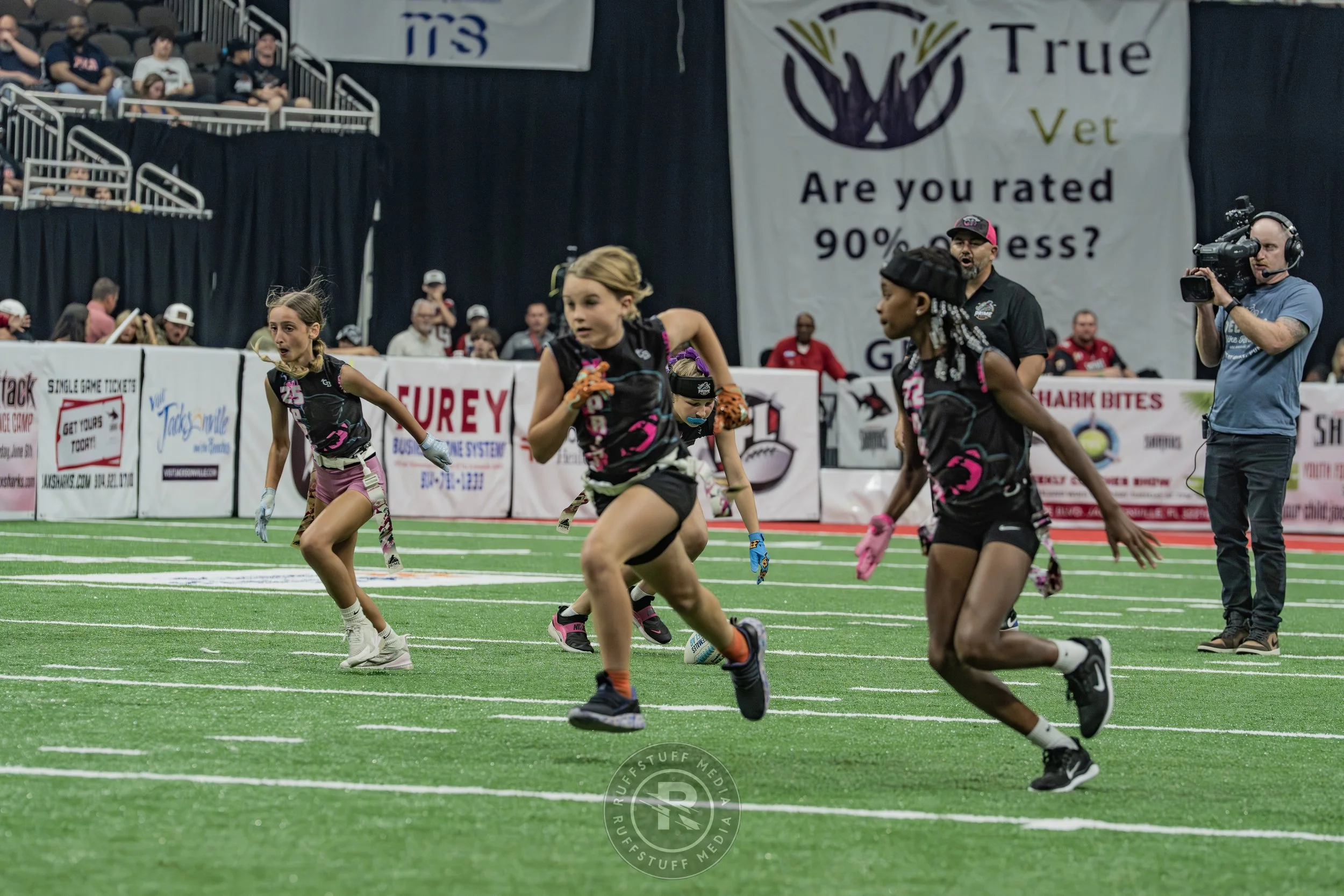 Sharks 260530-381.JPG