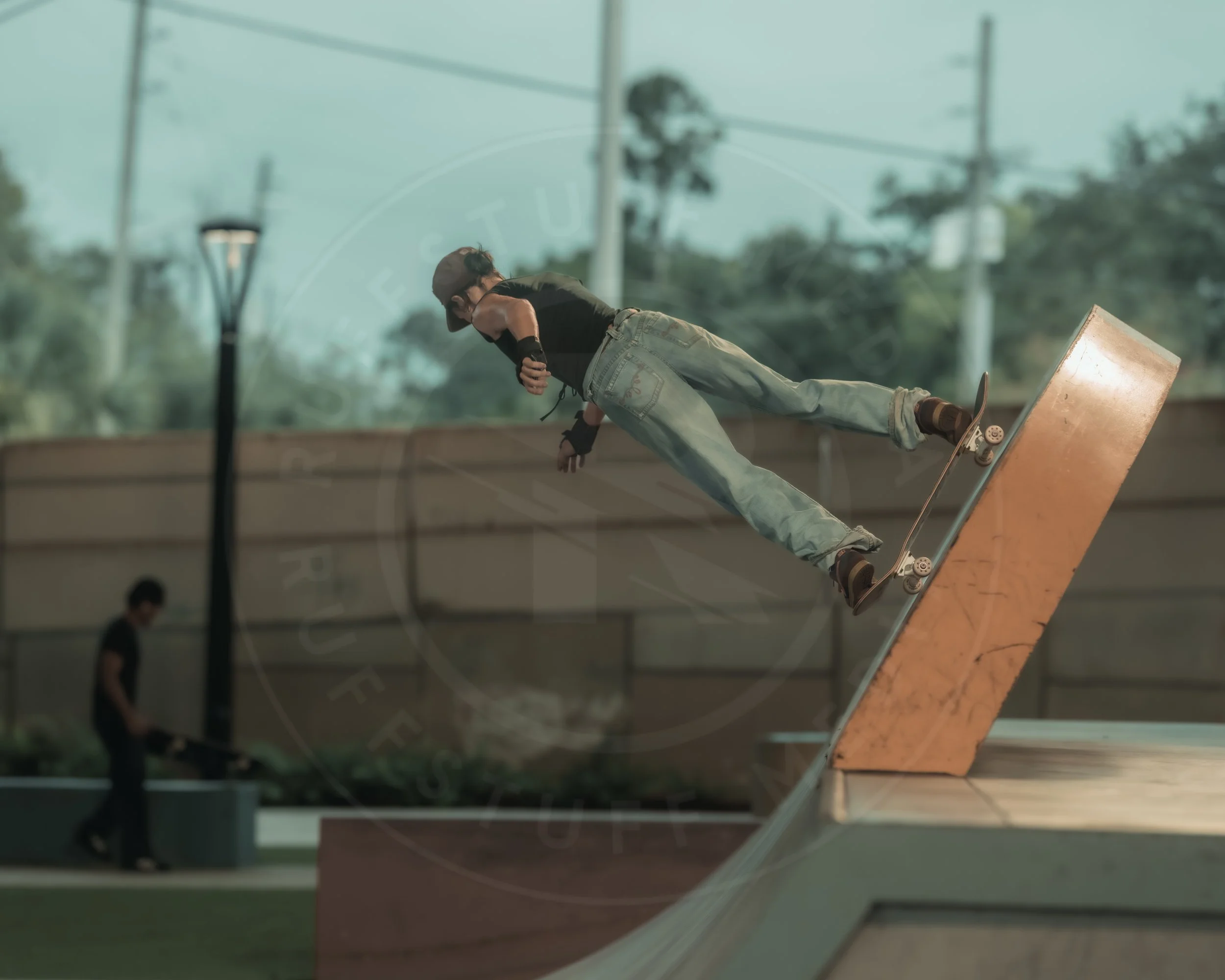 Skate Park 260904-111.JPG