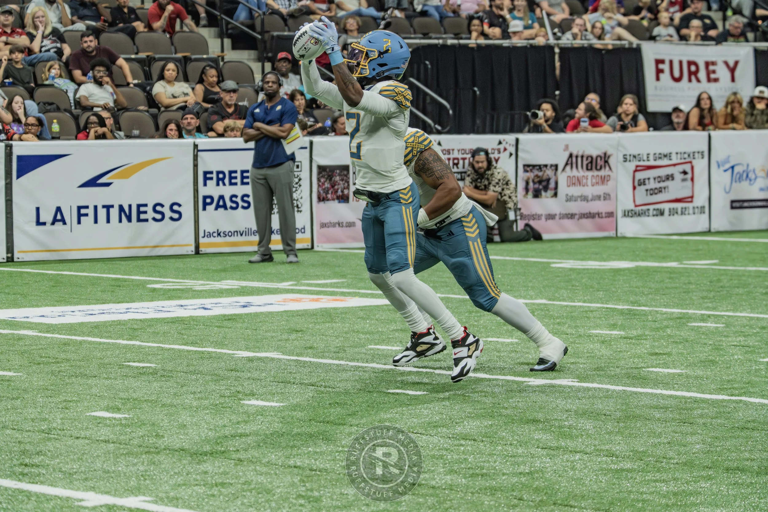 Sharks 260530-614.JPG