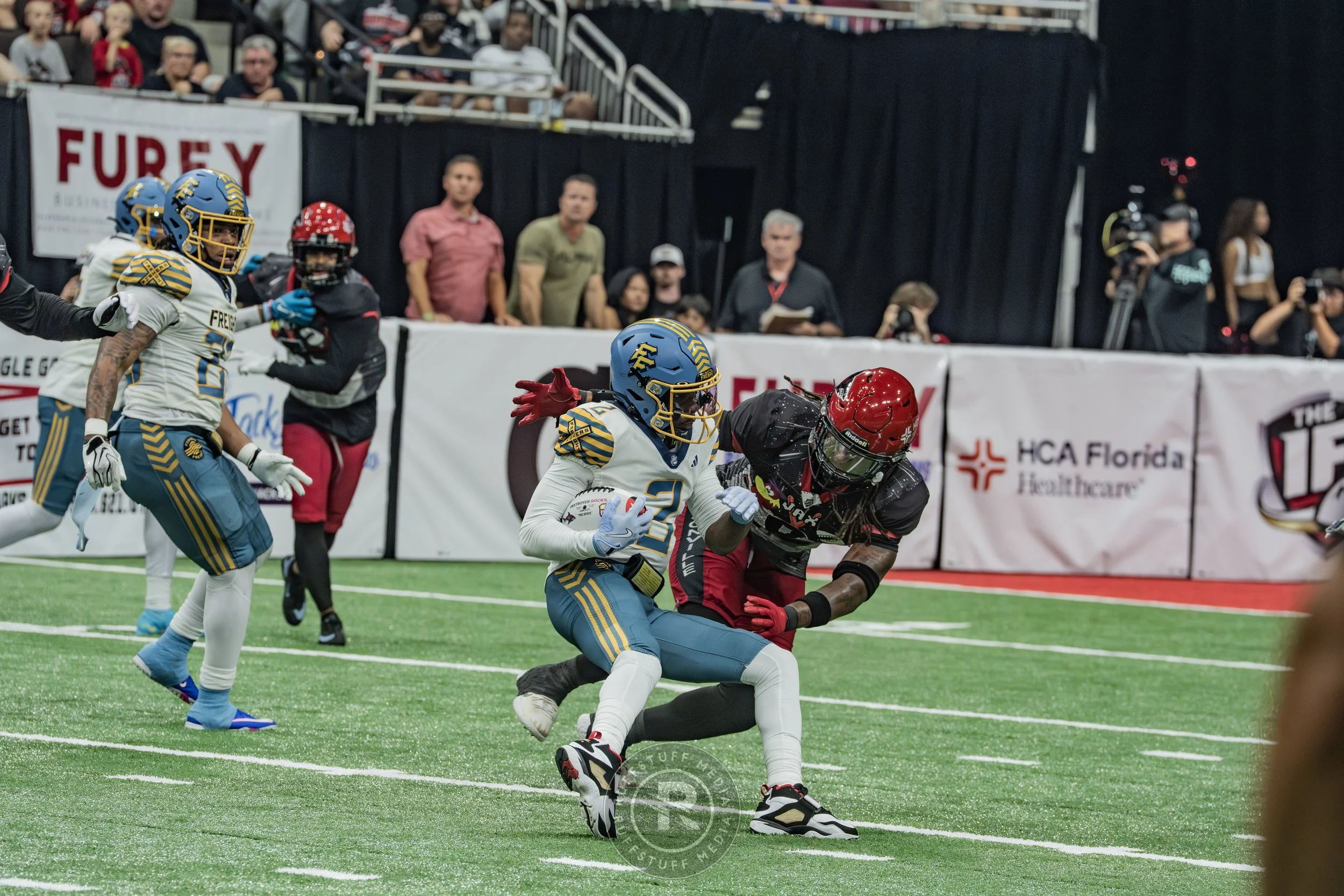 Sharks 260530-464.JPG