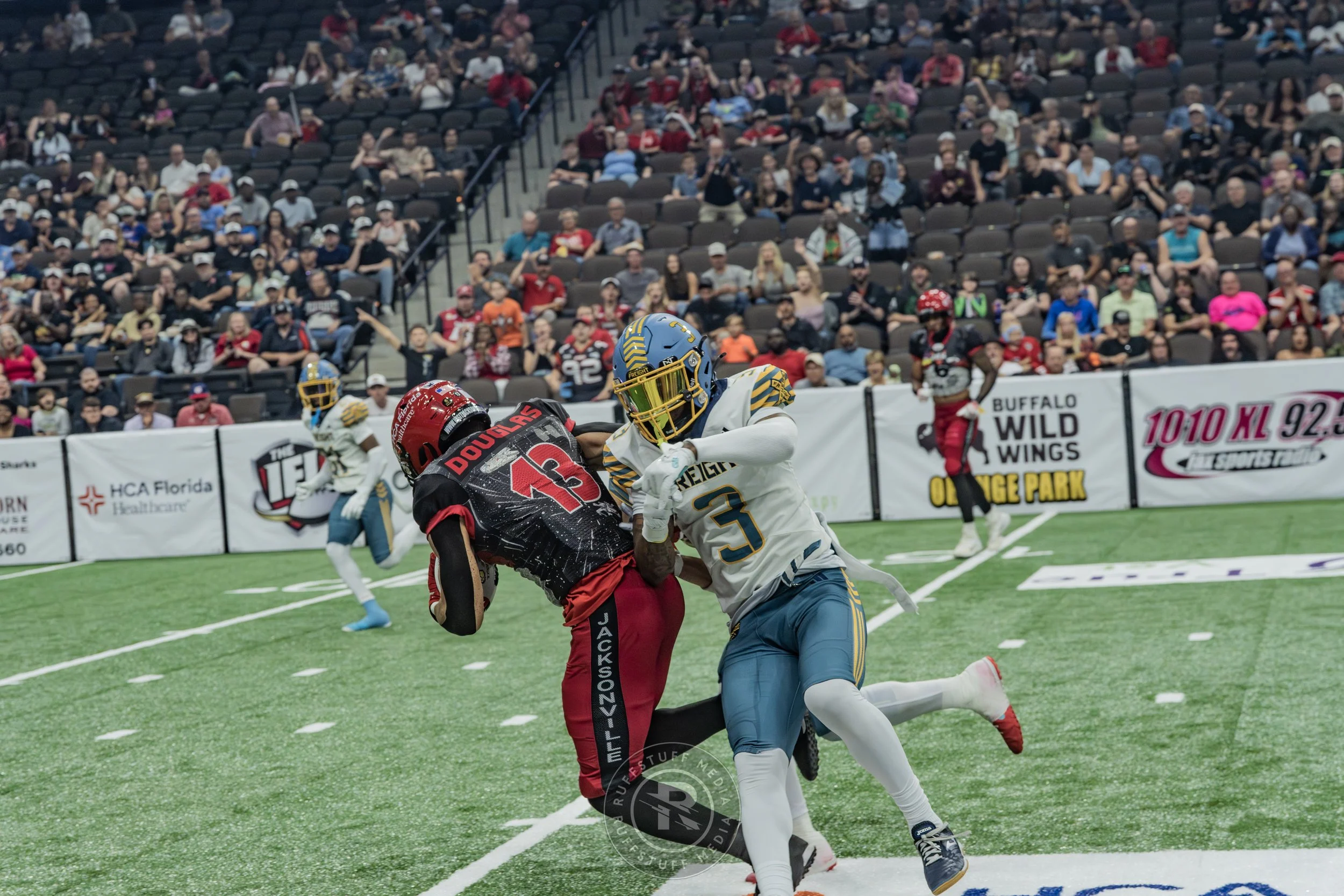 Sharks 260530-189.JPG