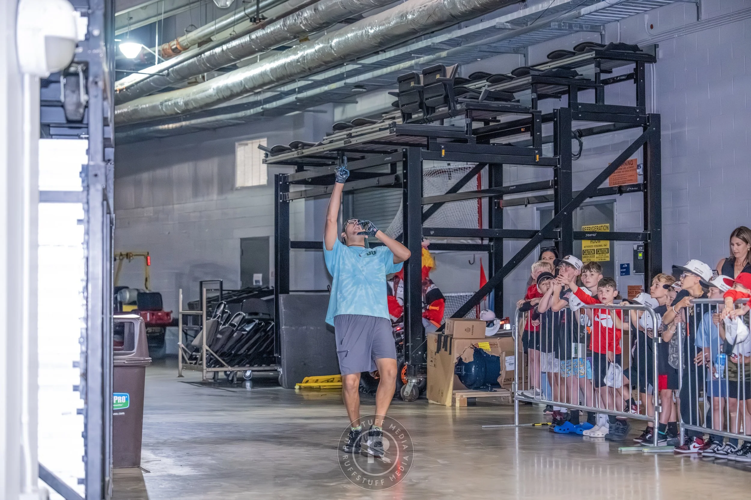 Sharks 260417-17_resize.JPG