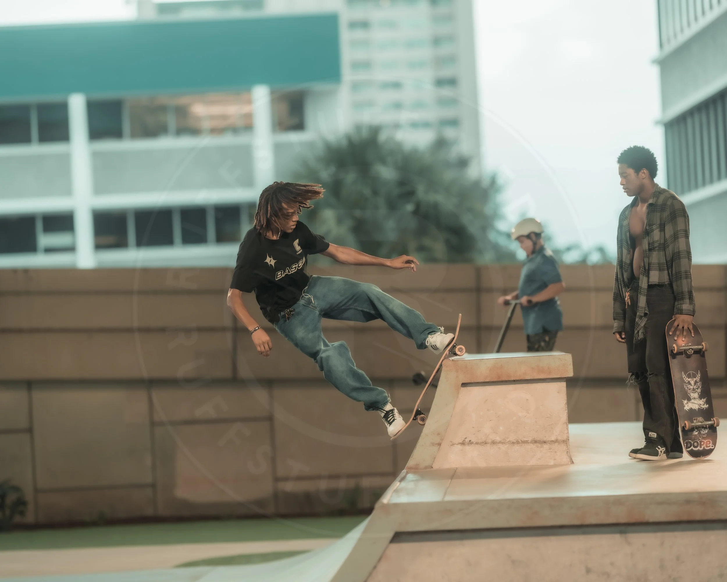Skate Park 260904-5.JPG