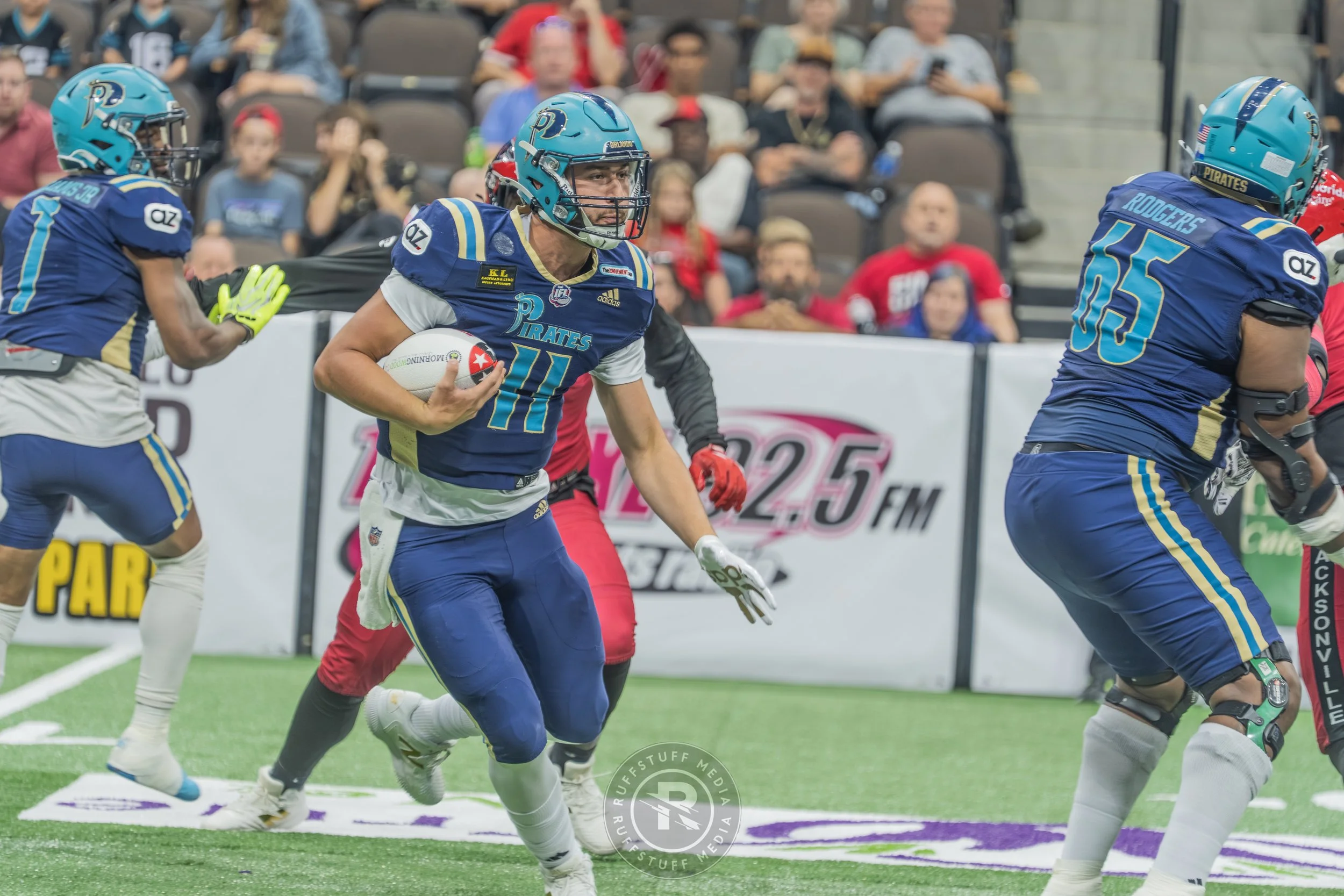 Sharks 260417-118.JPG