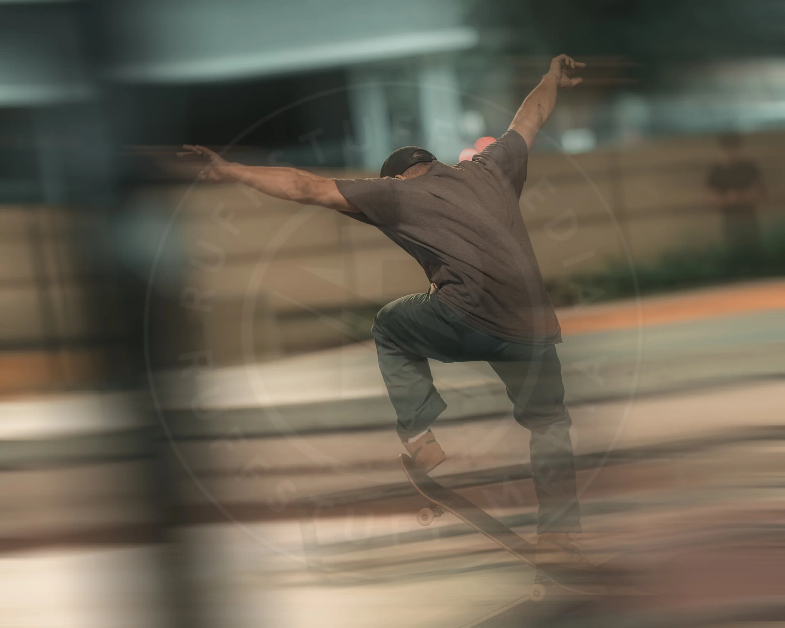Skate Park 260904-13.JPG