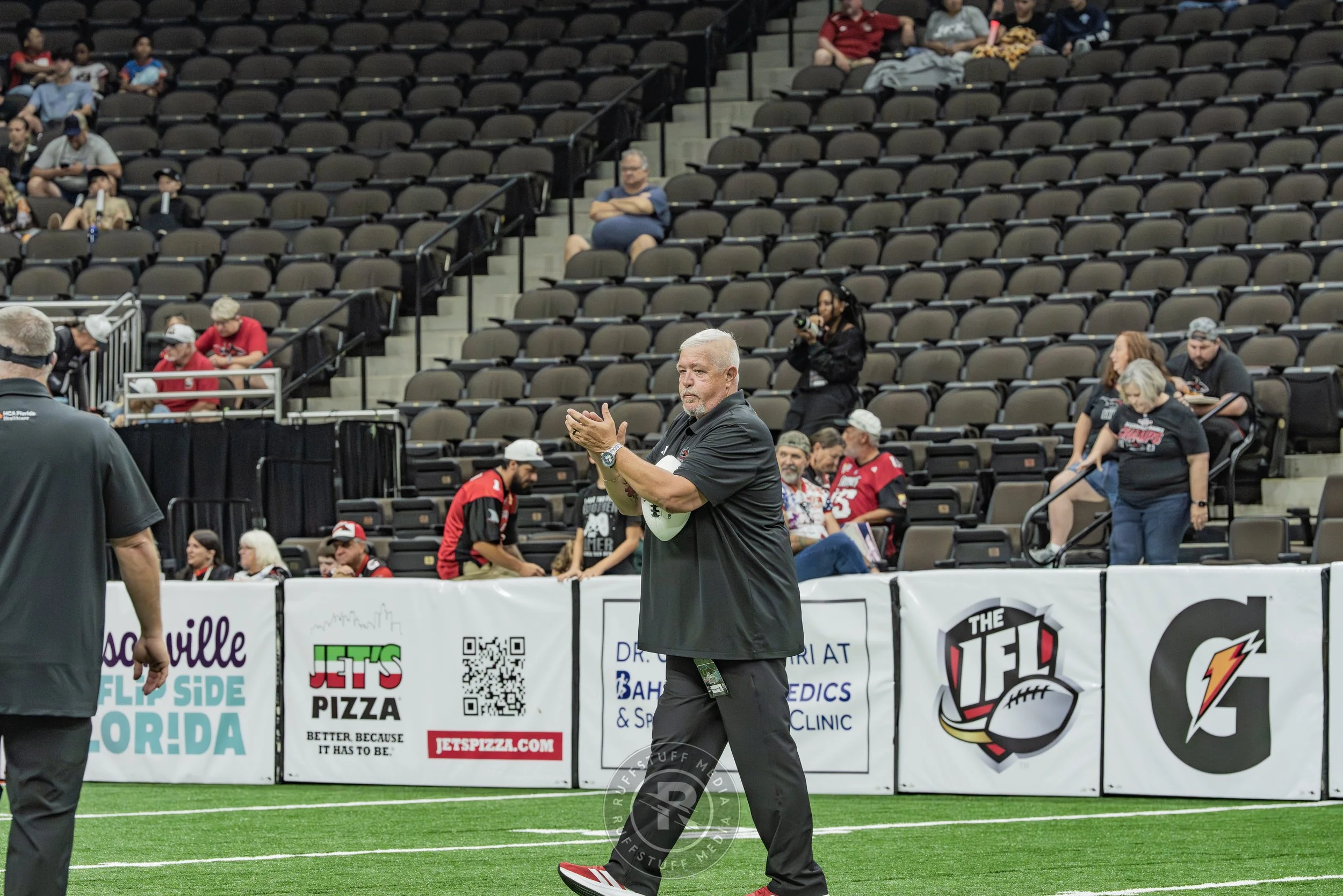 Sharks 260530-9.JPG