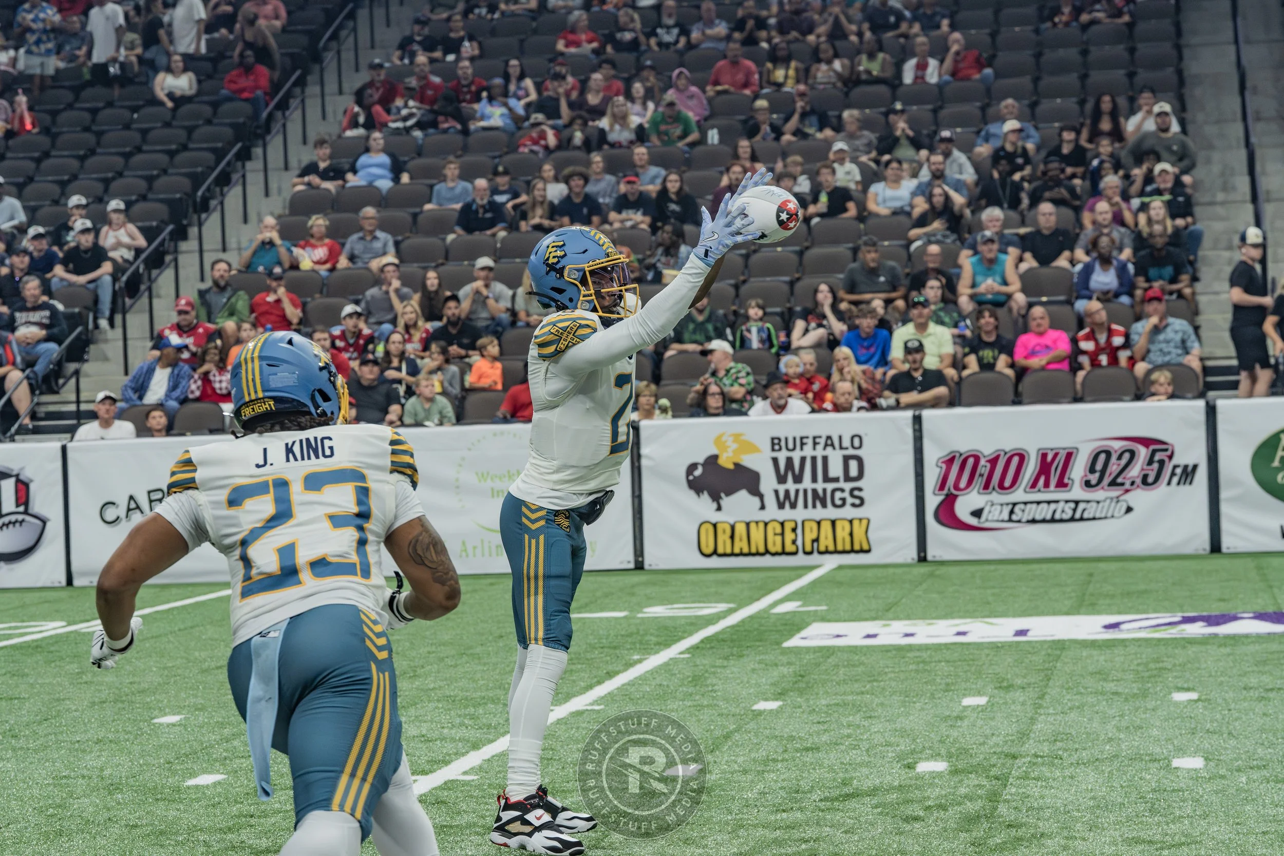 Sharks 260530-142.JPG