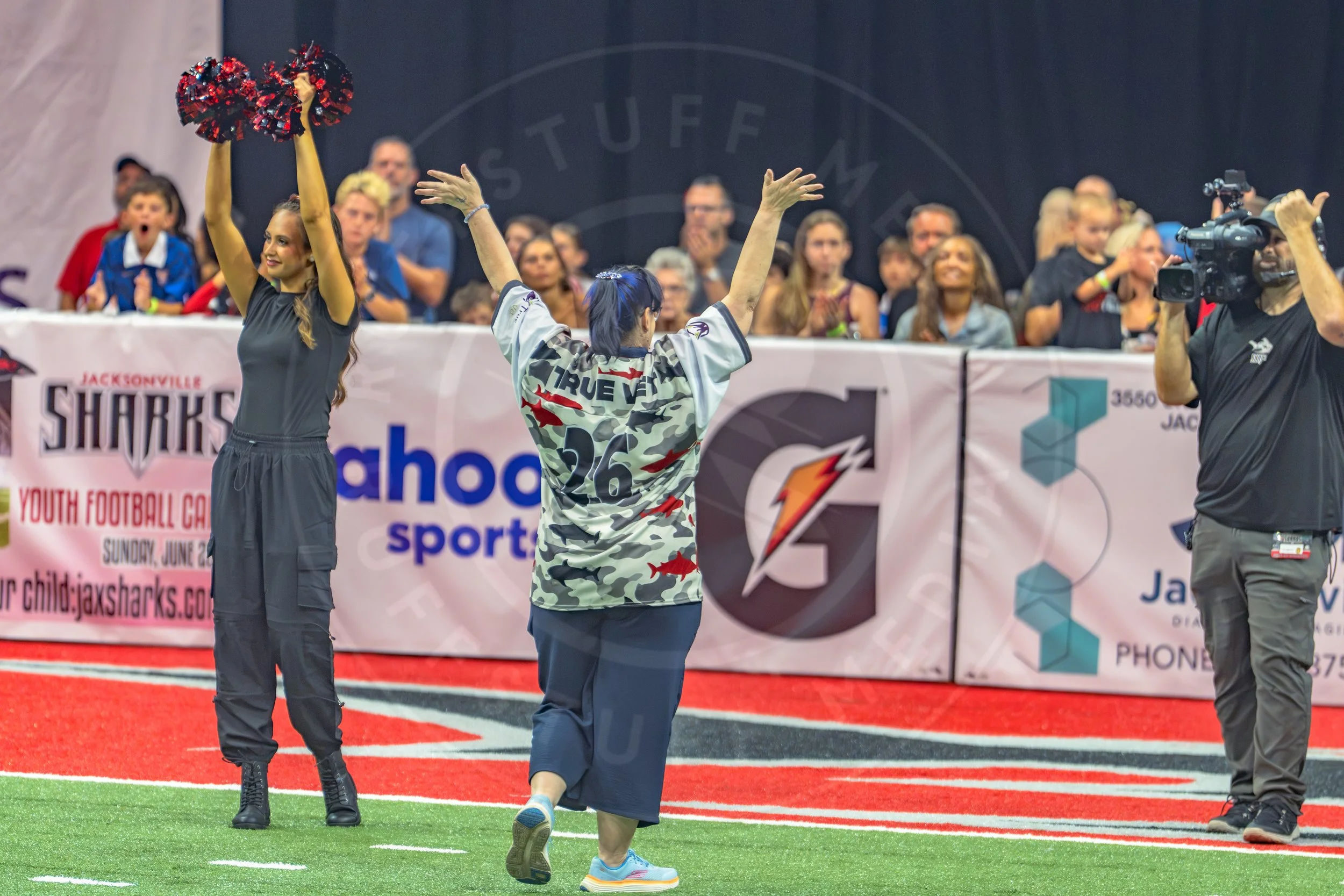 Sharks 260726-137.JPG