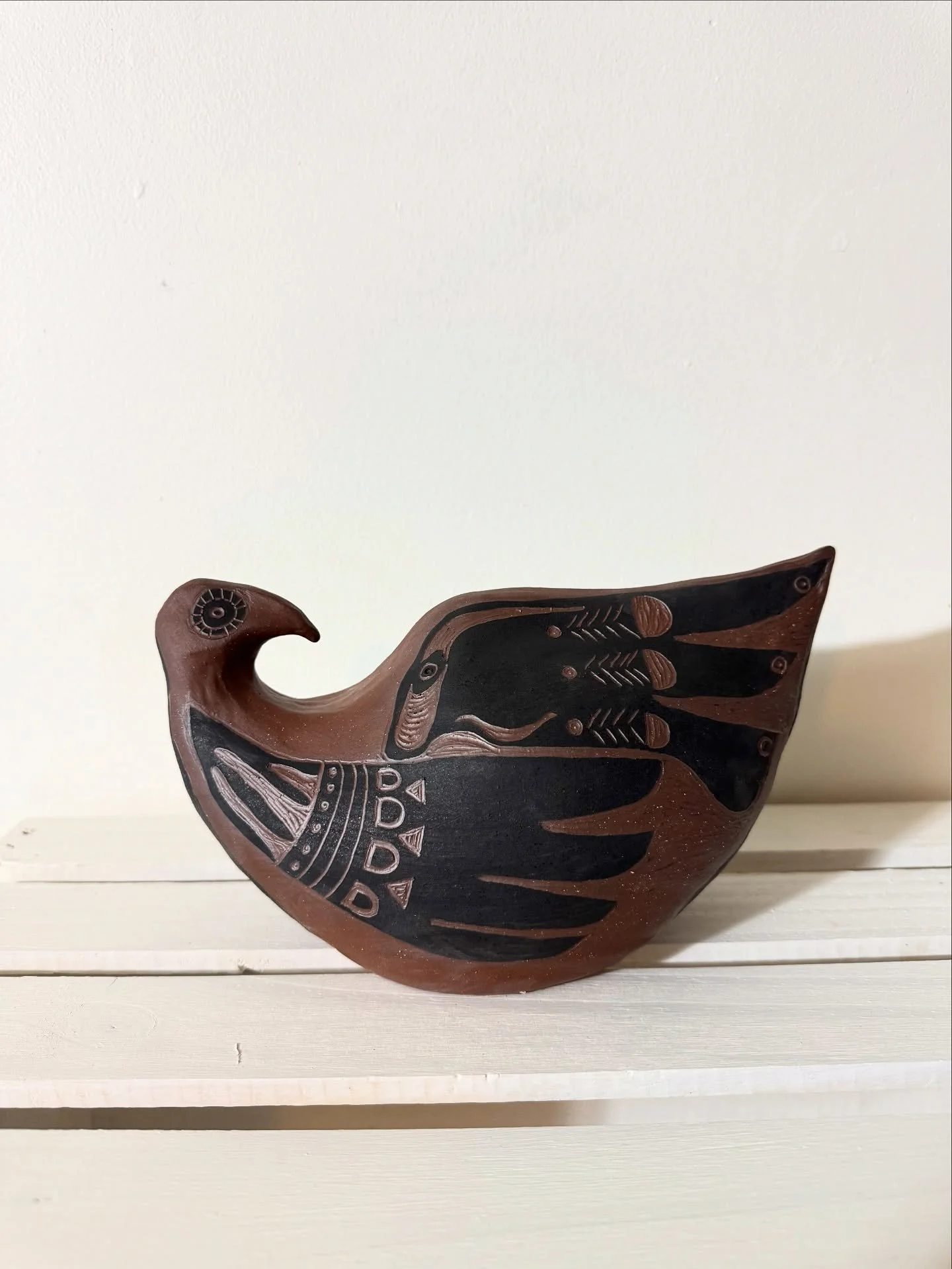 This friend went from kiln to new home last weekend! I love explaining the story behind this #finnishsoulbird and how I&rsquo;m interested in cross cultural #folkart speciality imagery that crosses boarders that were never visited by separate far awa