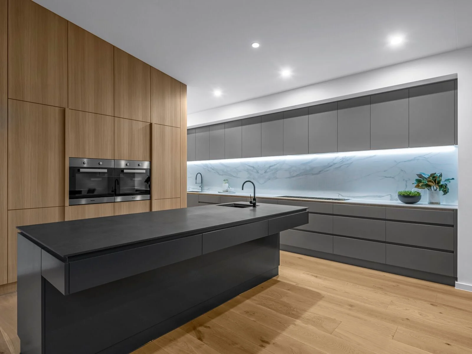 kitchen1.jpg