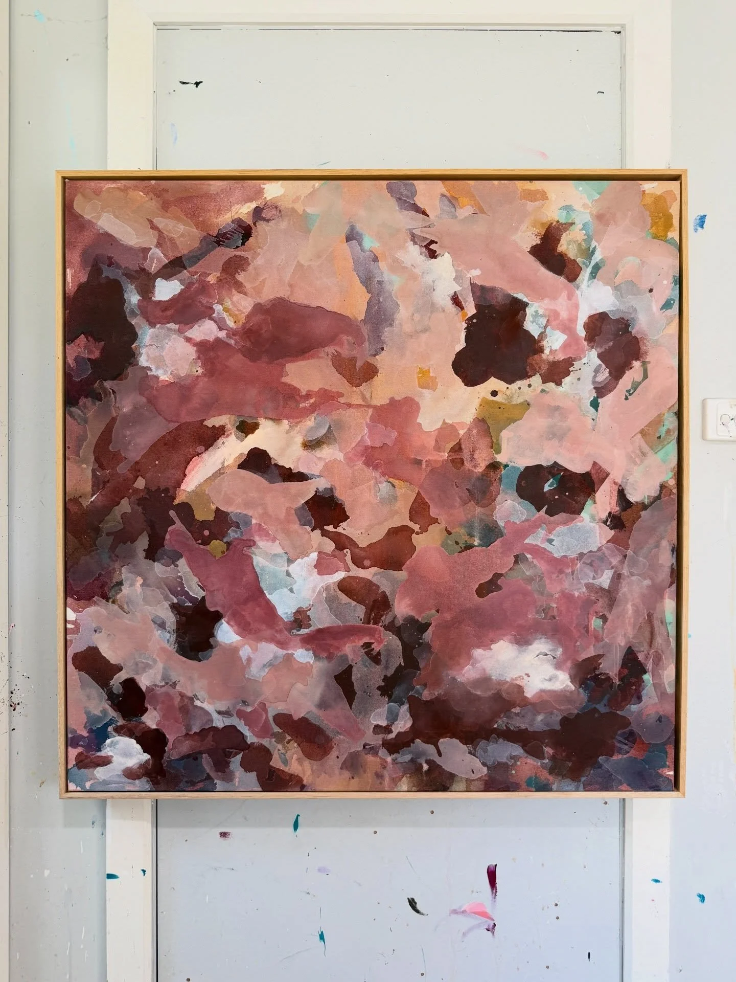 Studio shots of a beautiful new commission piece I&rsquo;ve just finished for the lovely @becshnider.

Obsessed with the outcome is an understatement.
Pieces like this remind me why I love the process so much! Following instinct, building layers, and