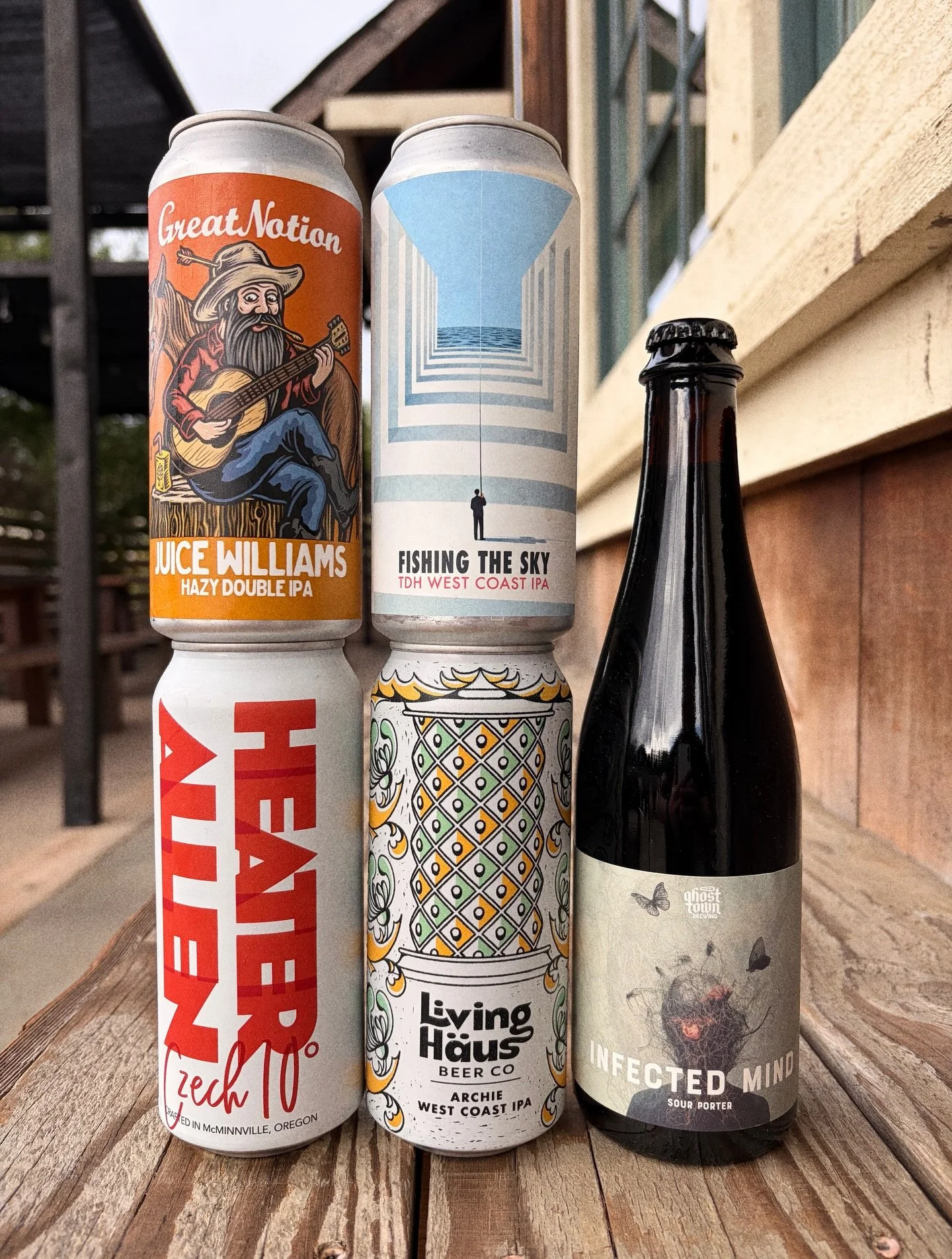 Our members&rsquo; favorite day&hellip; 
New April pickups are cold + ready to be enjoyed🍺 you don&rsquo;t want to wait too long for this one