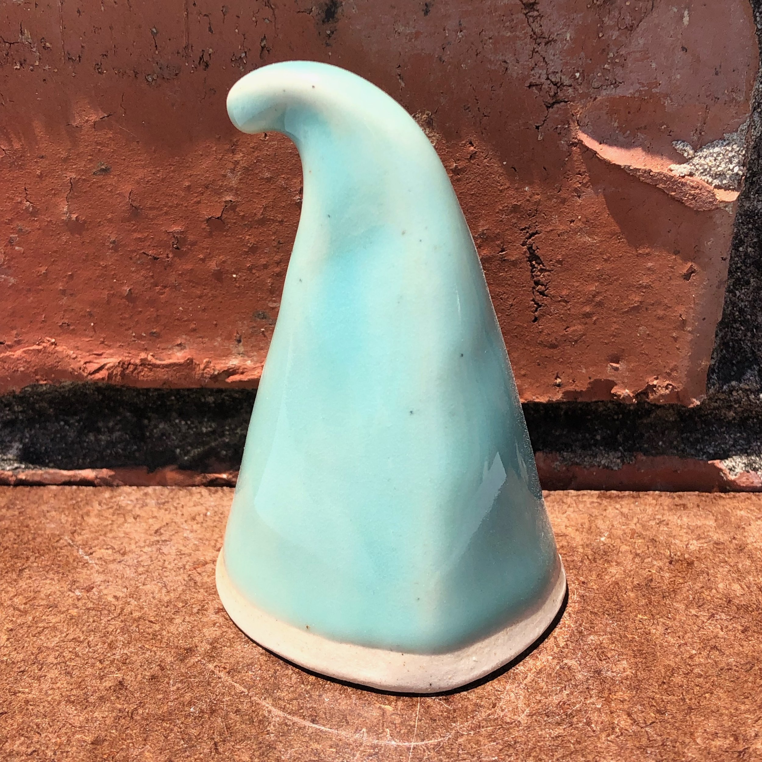 Mini ghost - turquoise back.jpeg