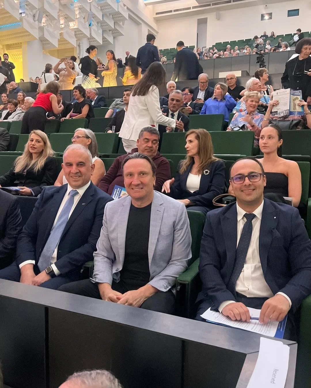 This week, I was honoured to join celebrations for the inaugural UNESCO Greek Language Day, hosted by the Greek Community of Melbourne, alongside my 
colleague leetarlamismp 🇬🇷

A wonderful occasion recognising the enduring legacy of the Greek lang