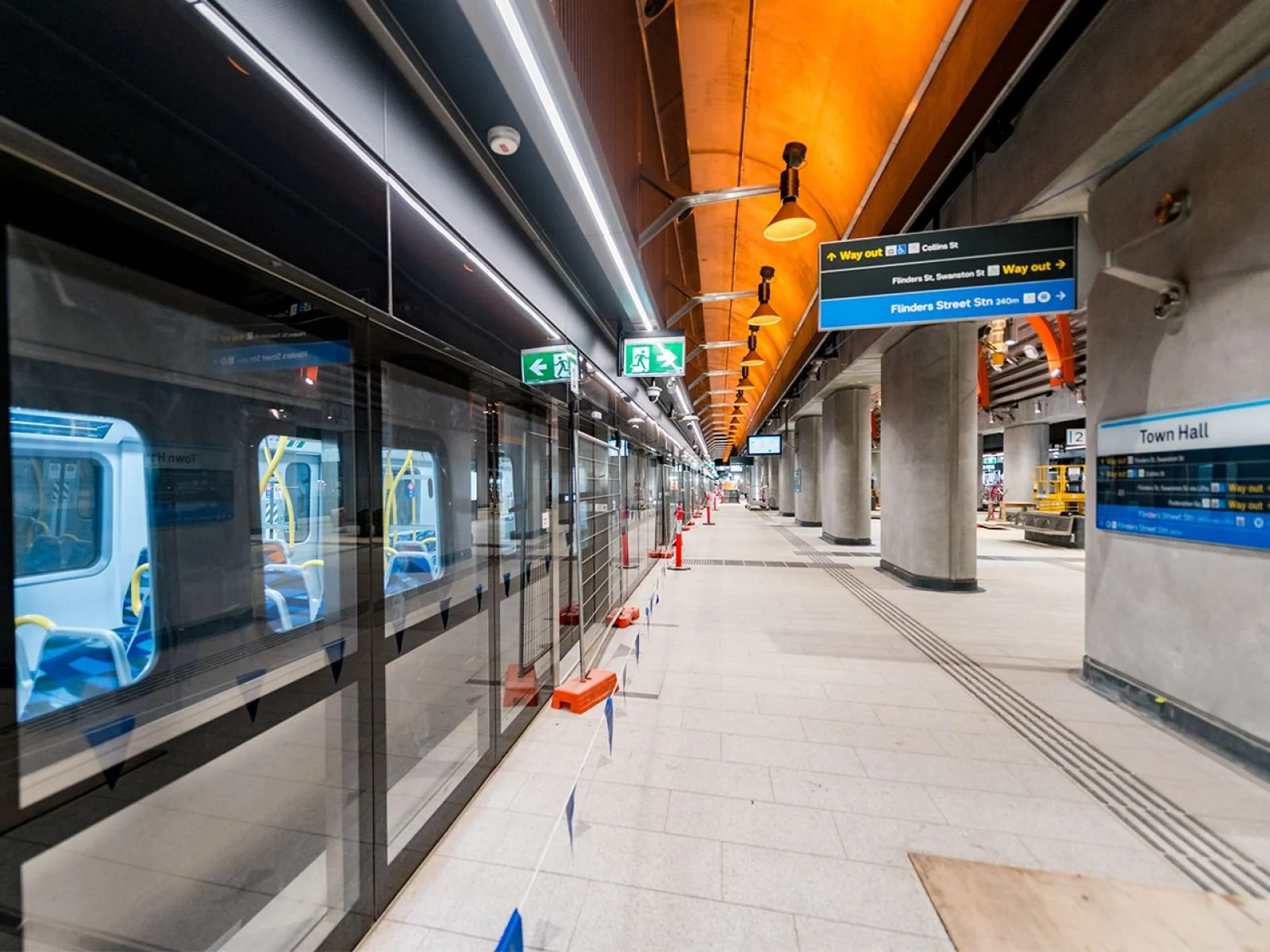 breakout83_xl (10).jpg