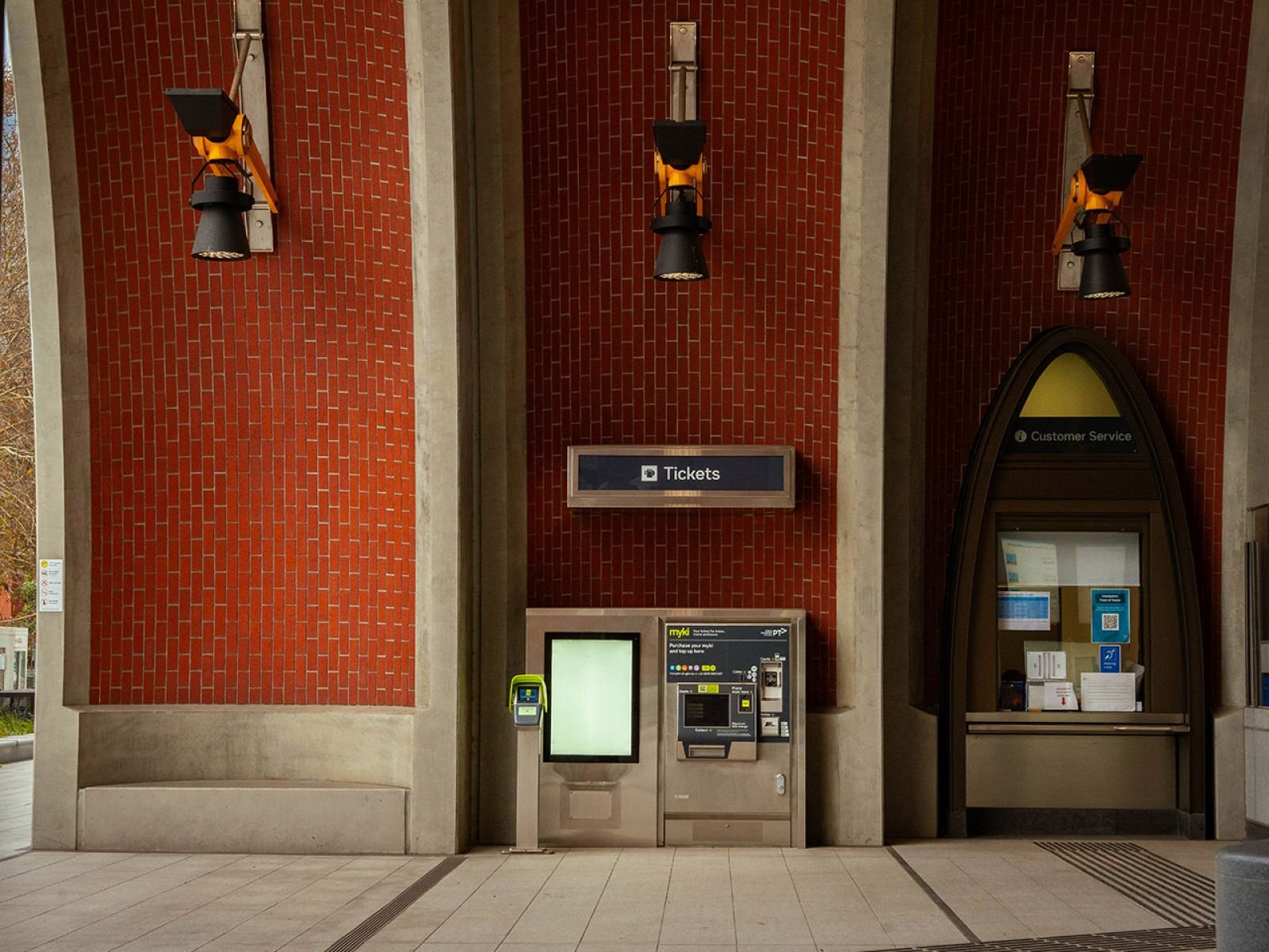 breakout83_xl (14).jpg