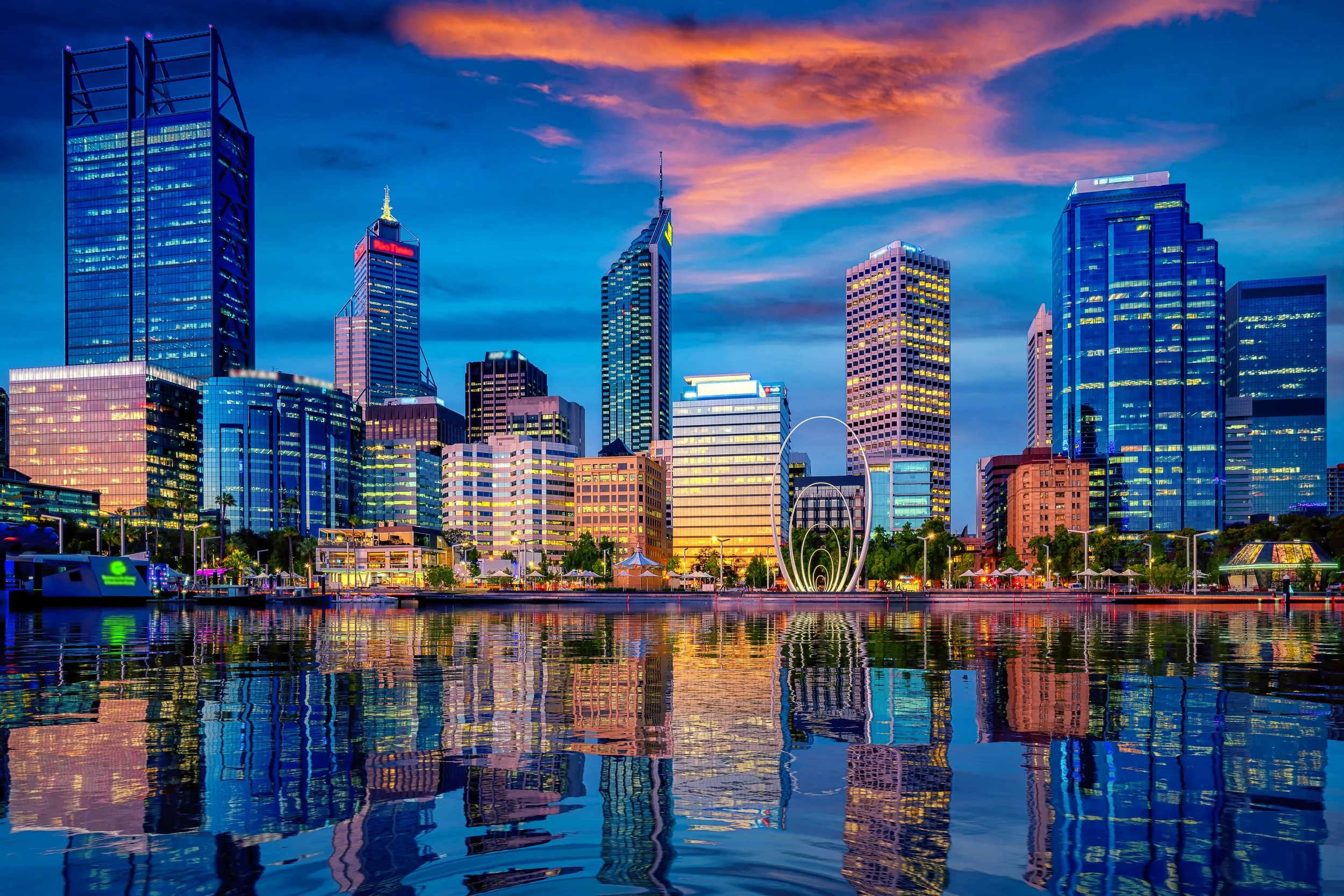 elizabeth quay river cruise.jpeg