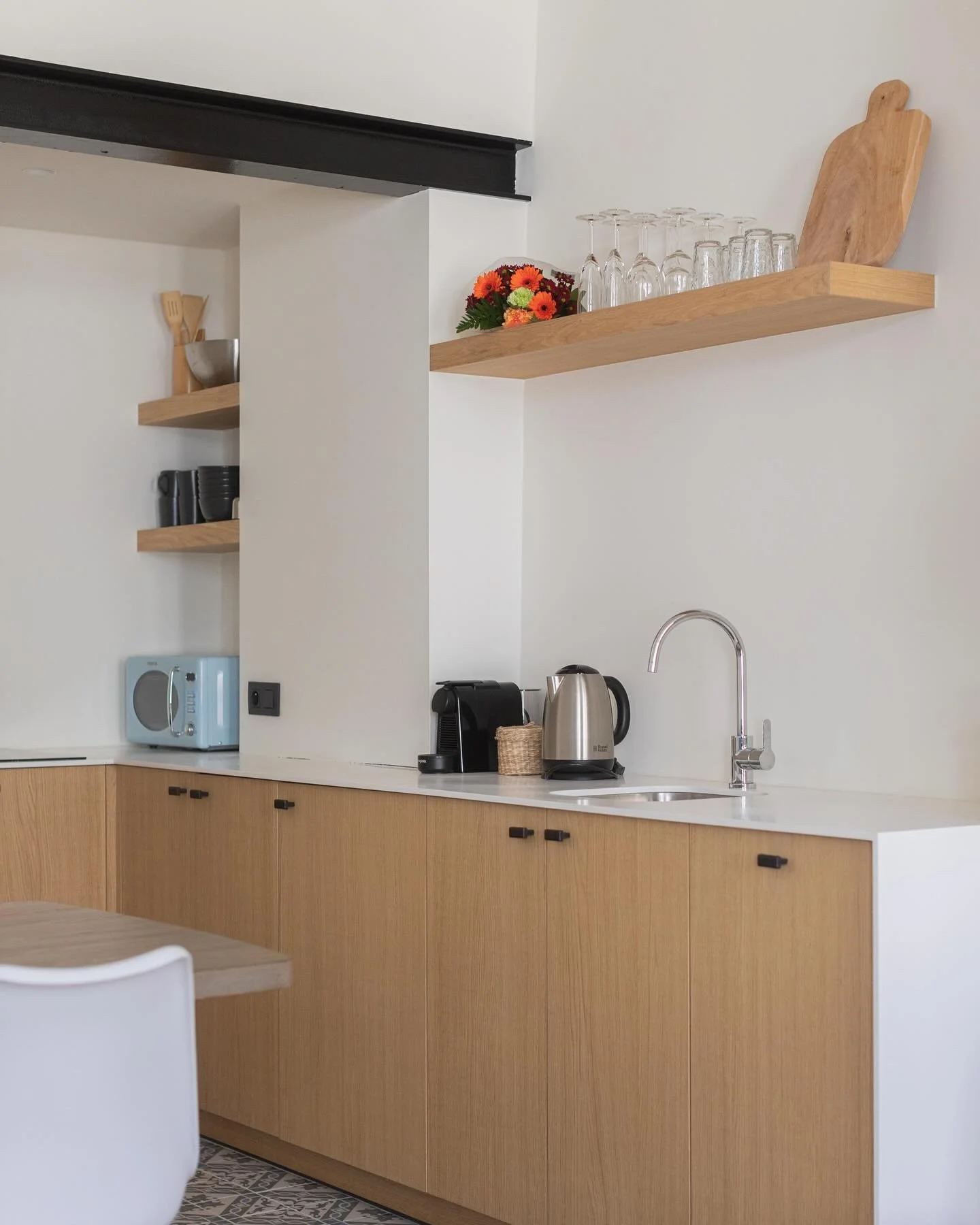 Op zoek naar de ideale verblijfplaats tijdens de krokusvakantie? 🤗🏡 

Onze sfeervolle appartementen bieden de perfecte uitvalsbasis aan zee! Geniet van strandwandelingen, gezellige restaurants en de bruisende carnavalsstoet op zondag 2 maart! 🎭🎉 