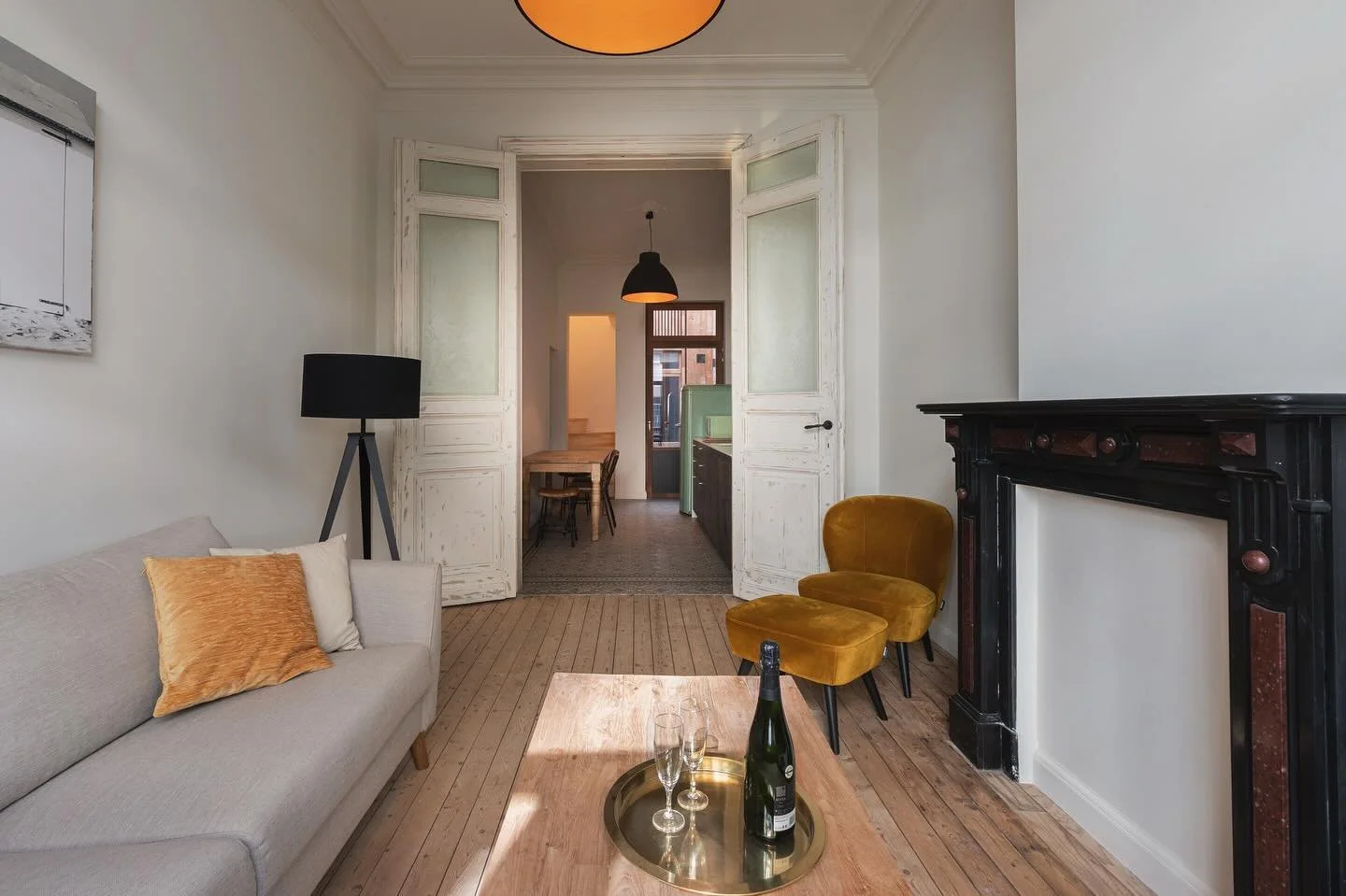 Zomer in Blankenberge betekent zon, zee en volop genieten! ☀️

Boek jouw verblijf in onze gezellige appartementen en ervaar de perfecte combinatie van comfort en luxe.

Nog slechts enkele beschikbaarheden deze zomer! 🏖️

👉🏼 beschikbaarheden via de