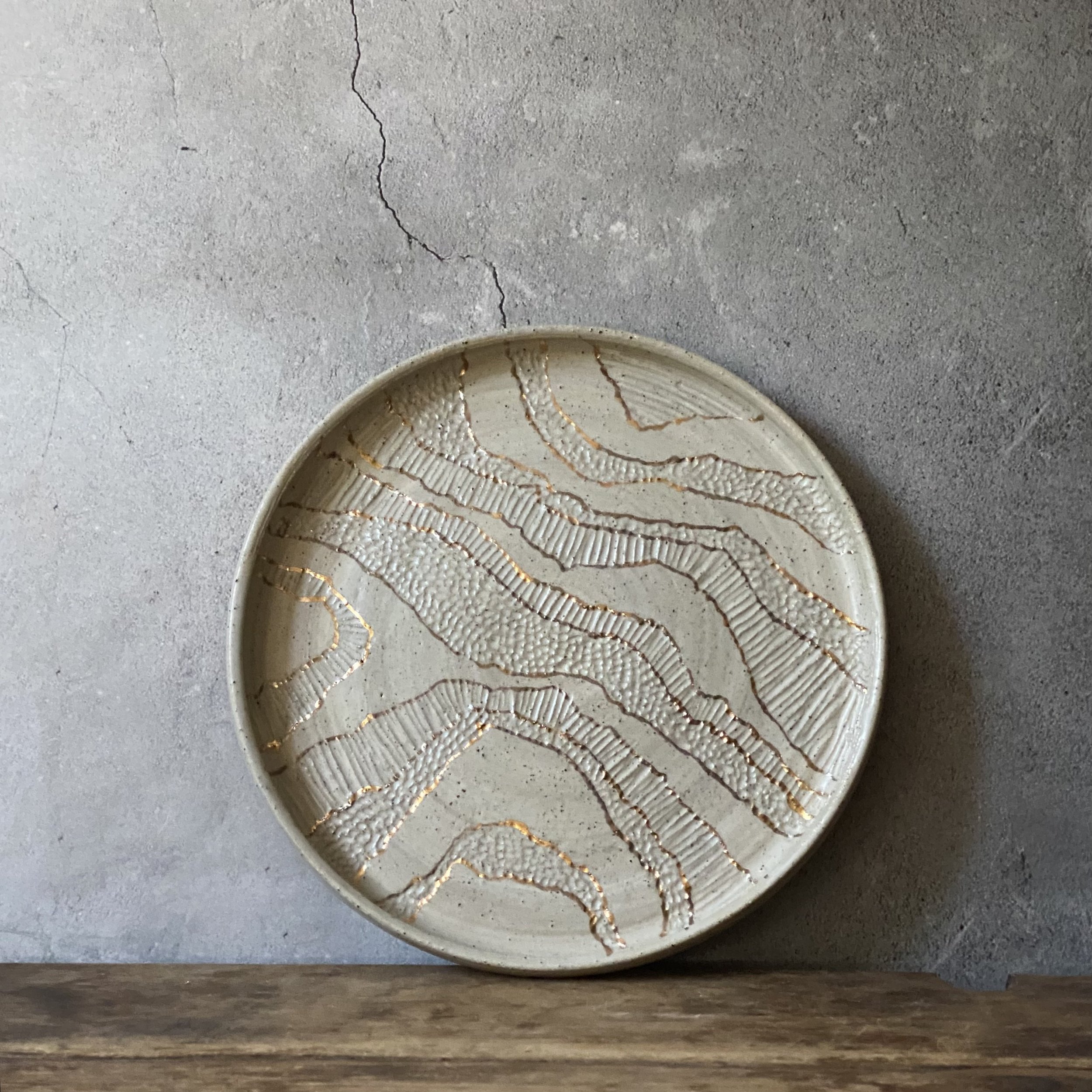 Unearthed Gold Seams platter