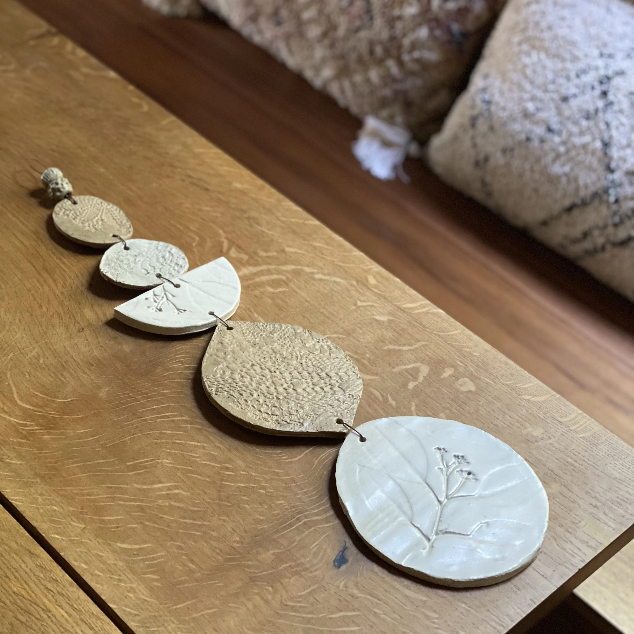 nearthed Medium Flora Wall Hanging - Natural tones