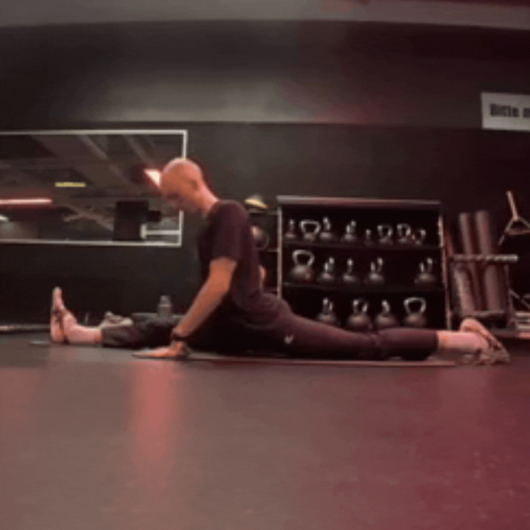 Mario Front Split.gif