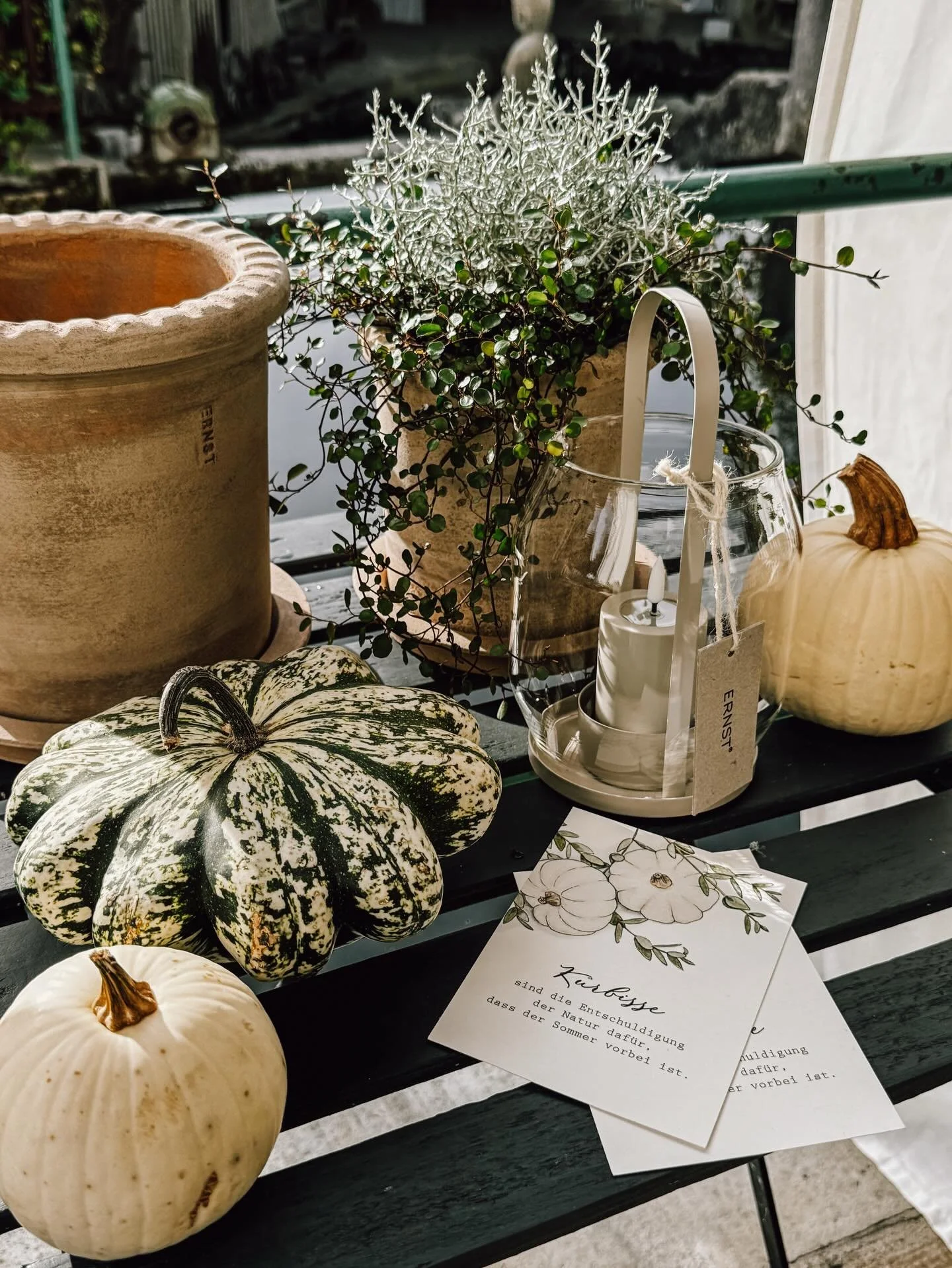 Hallo Oktober 🍁

Gr&uuml;&szlig;e aus unserem herbstlichen Laden. Nach diesem traumhaften Sp&auml;tsommer freuen wir uns so langsam auf die Hygge Zeit 

#hygge #heimelig #herbstdeko # m&uuml;hlensch&auml;tze #interiordesign