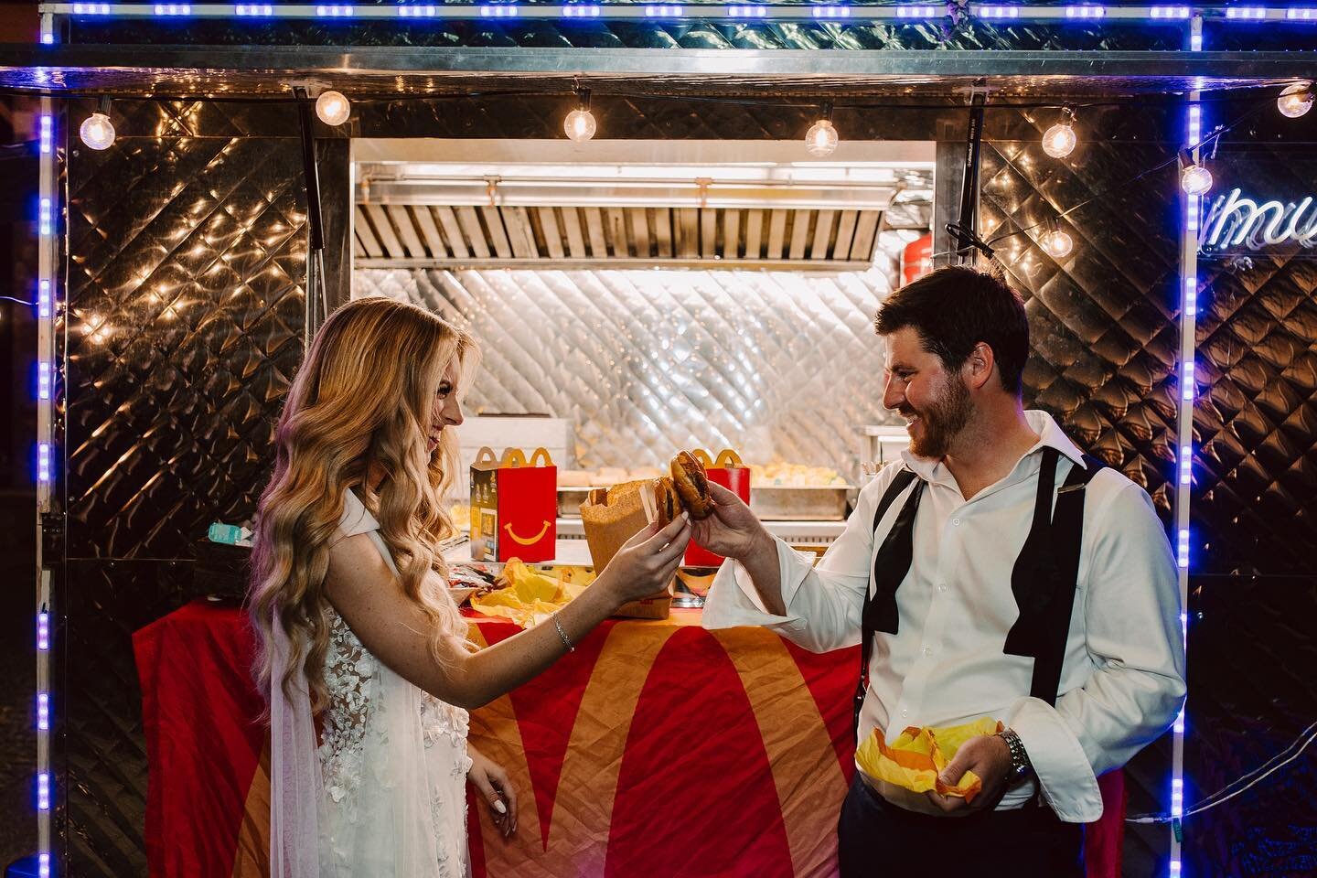 Saturdays are for the snacks! 

10/10 recommendation a @mcdonalds delivery to end the night! 

Venue: @bearbrookvalley 
Photo: @welaughwelove Second: @gregbowserphotography 
Video: @bdeliaphoto 
Florist: @blossomandbeefloral 
DJ: @reel_productions_ @