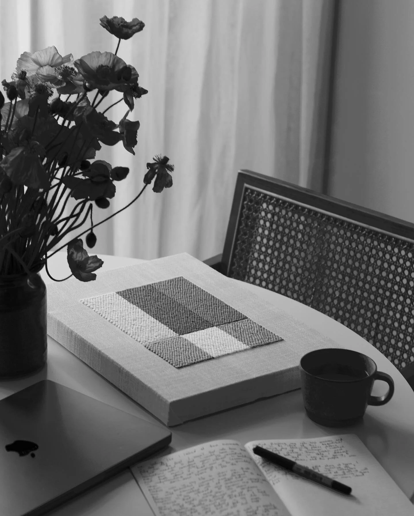 🤍🖤🩶
 
Moment of stillness this morning.
 
#stillness #blackandwhitephotography #diningtabledecor #journaling
