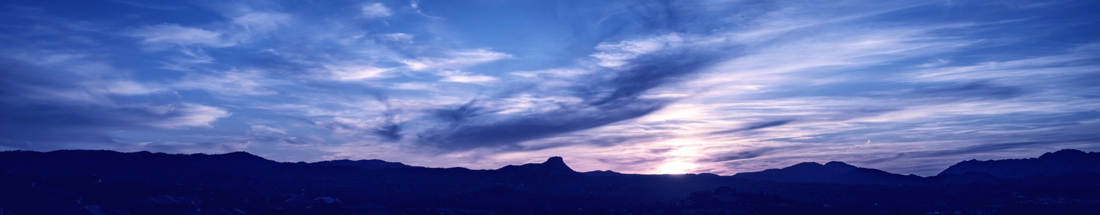 THUMB BLUED — Jun 9 2023. Nikon Z7ii. Nikkor S 24-70mm F4 Z lens. 24mm, 1/200s, f/7.1, ISO 64. Color. 