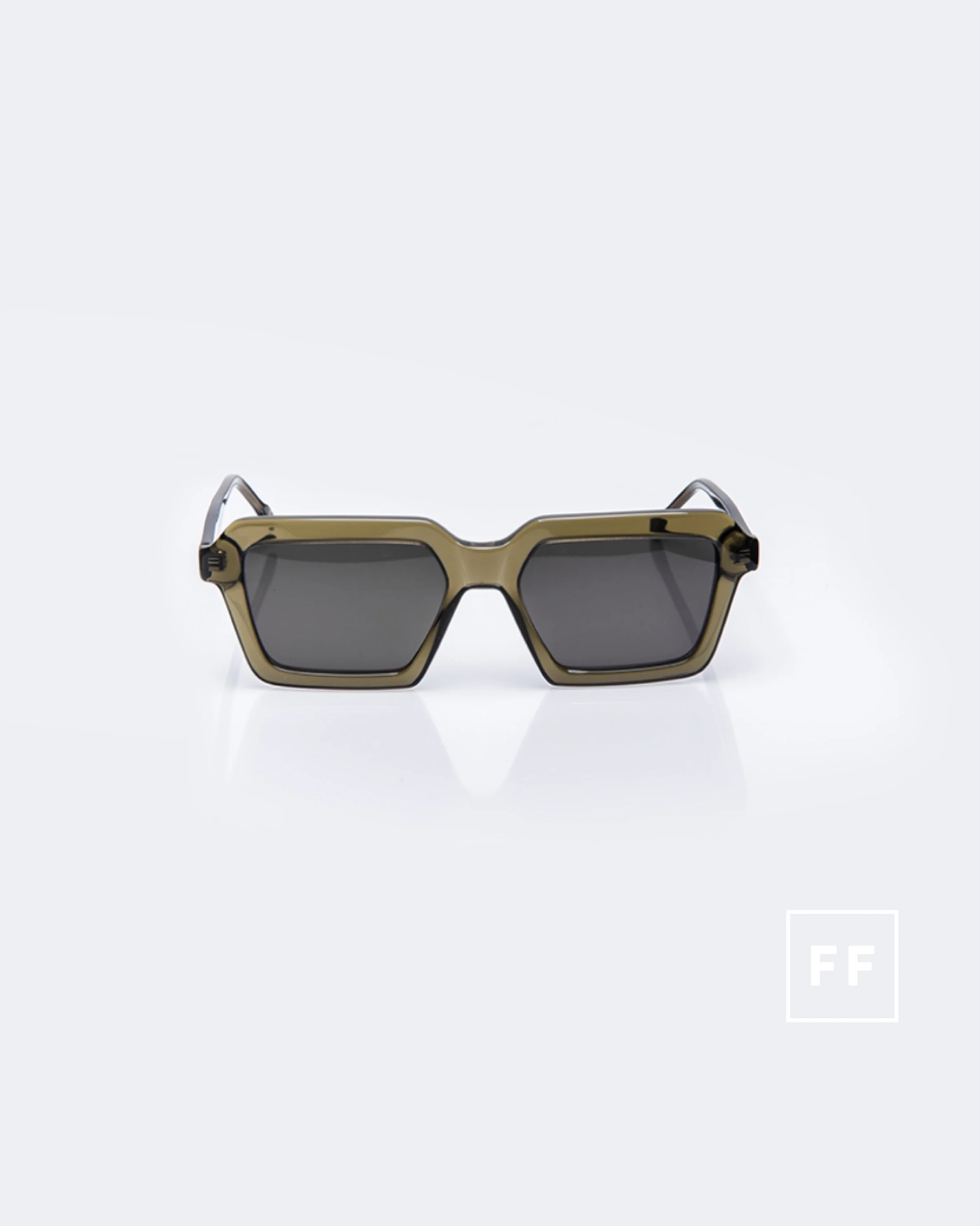 Marcello: square, retro and rather sure of itself.
Handmade in Italy from plant based M49 bioplastic.
Find it online or, if you are in Florence, in store

#florencefactory #marcellomastroianni  #sunglases #eyewear #sustainablefashion