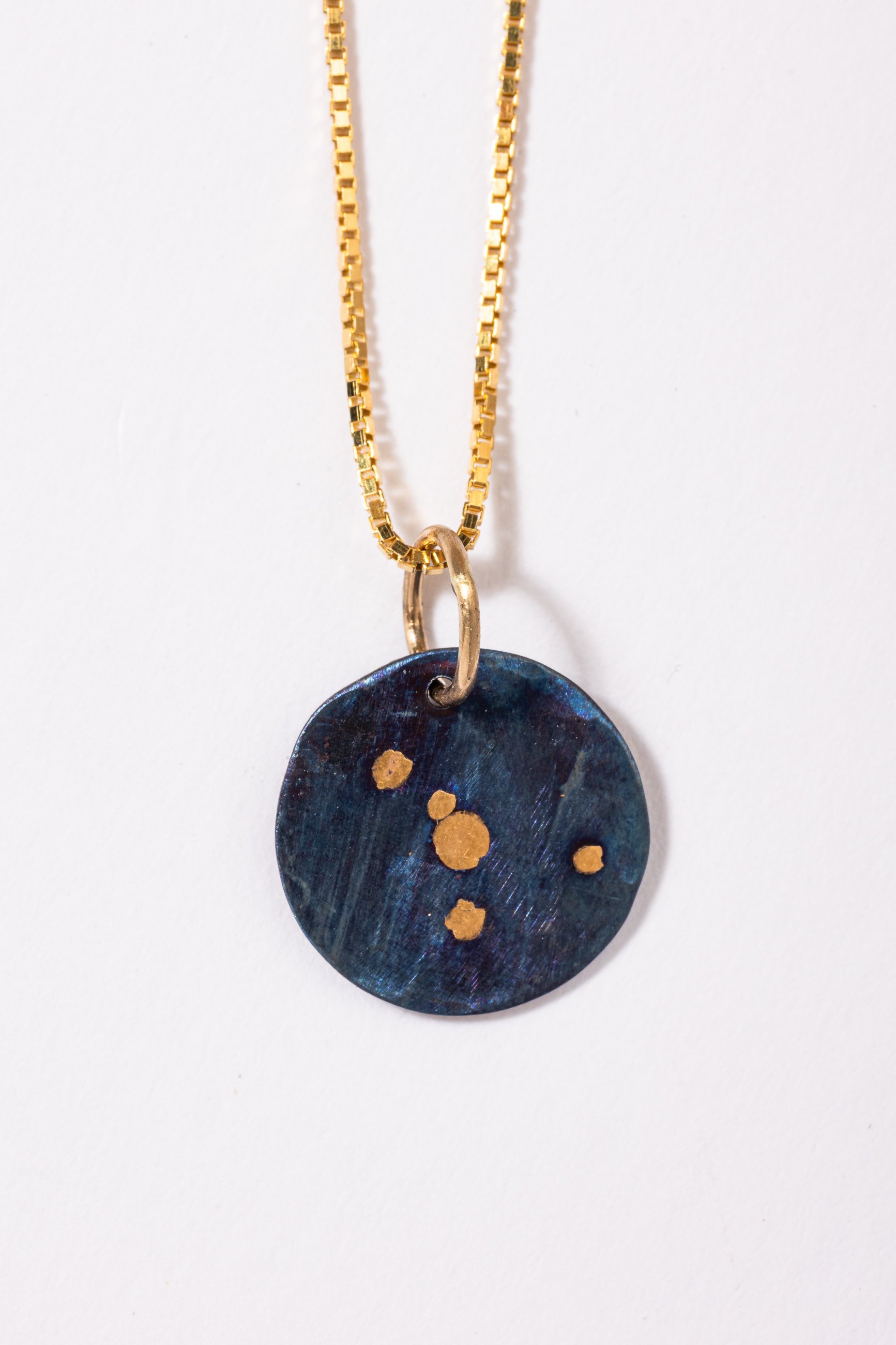 florencefactory_lloncar_constellation_cancer_2.jpg