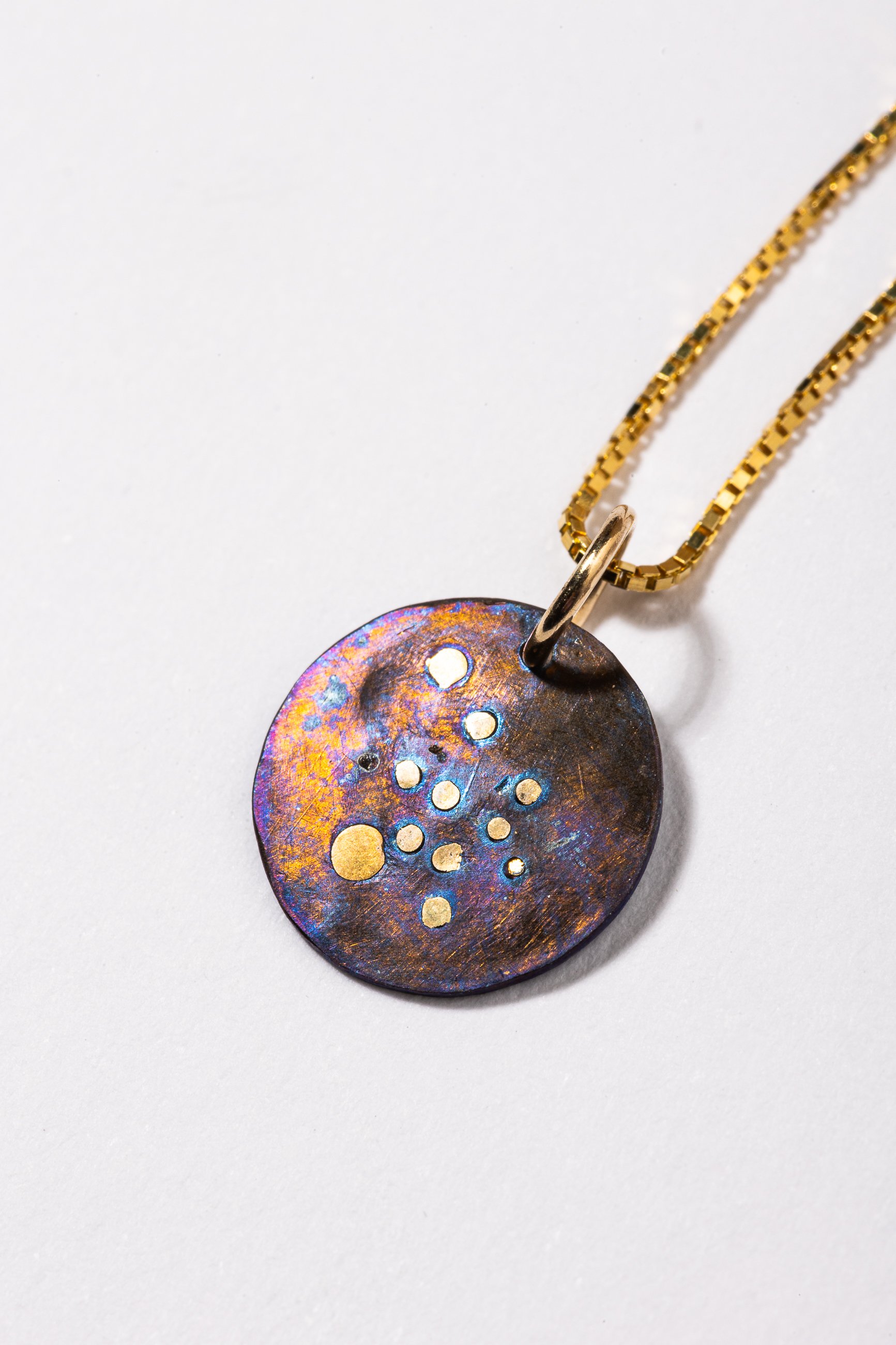 florencefactory_lloncar_constellation_aquari_2.jpg