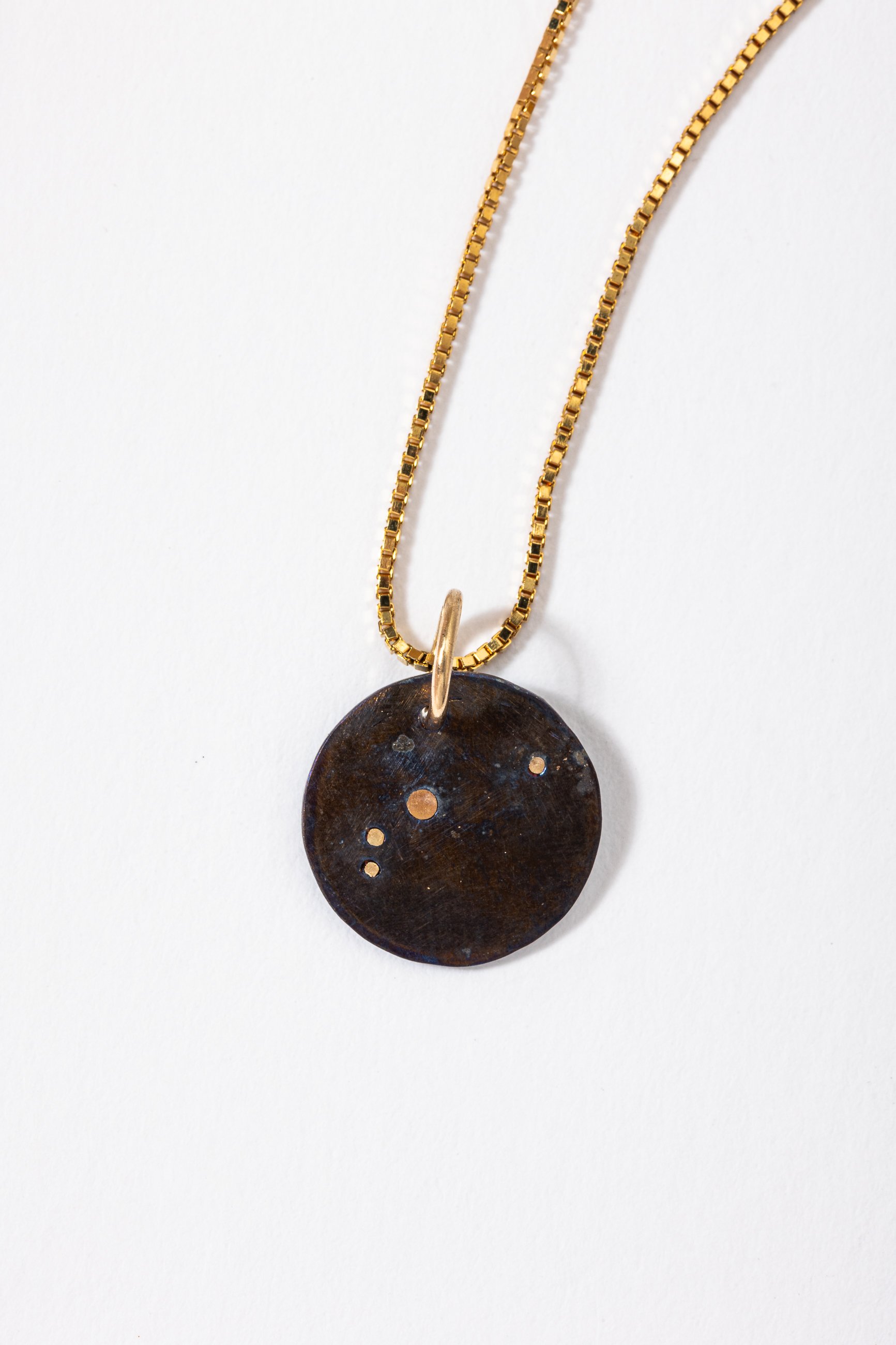 florencefactory_lloncar_constellation_aries_2.jpg
