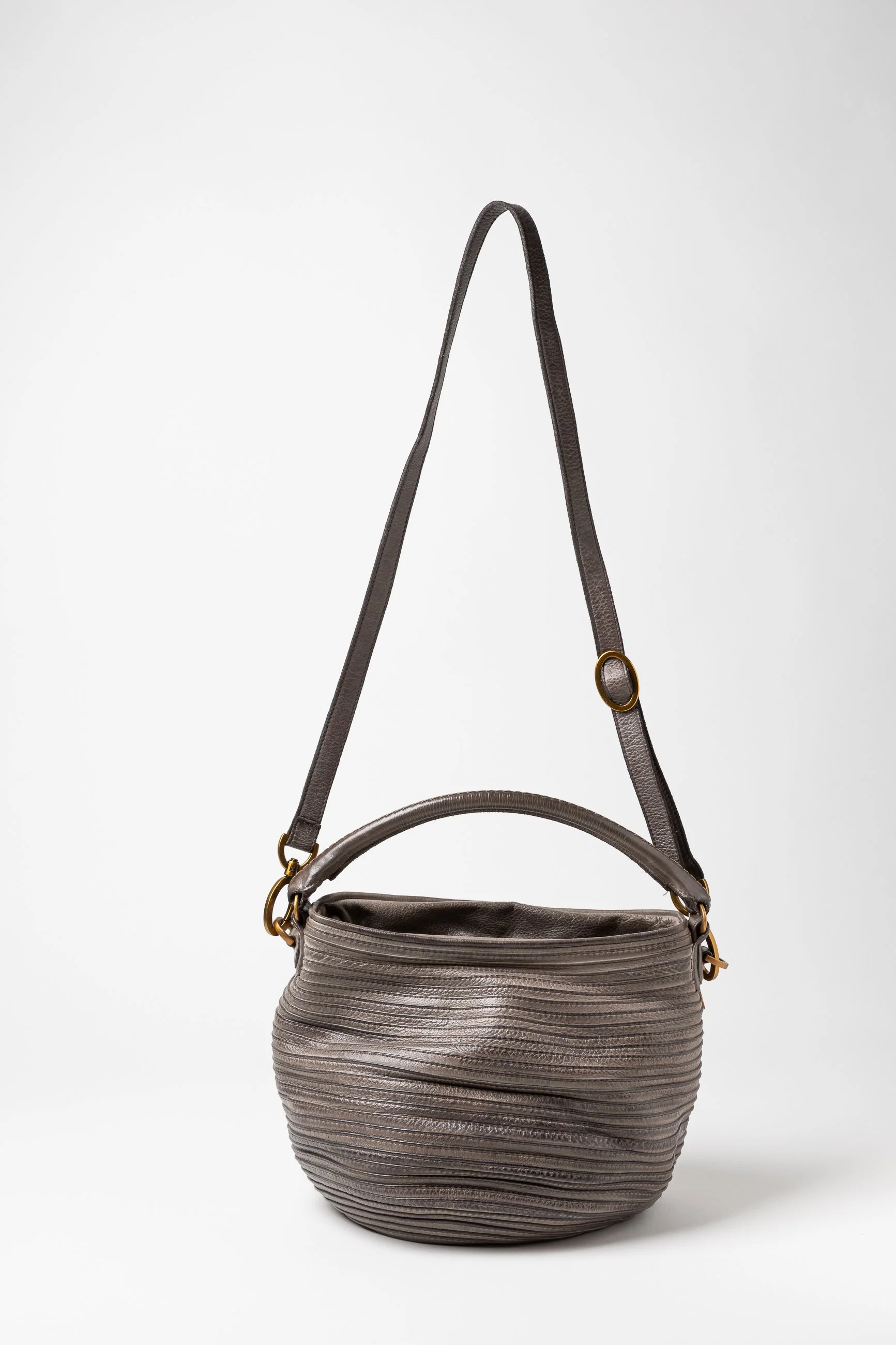 florencefactory-5564_majo_bags_leather_firenze.jpg