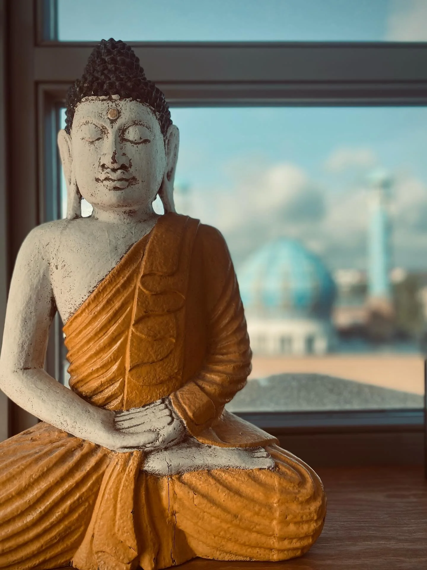 Y O G A D A G E  I  K &Oslash; B E N H A V N 

Bev&aelig;gelse for krop &amp; sind. ☀️🧘🏼&zwj;♀️
Arbejde dybere og m&oslash;de det som er med n&aelig;nsomhed. 
Balance mellem fortid og nutid. 

#balance#kroppen#husker#m&oslash;d#fortiden#balance#nut