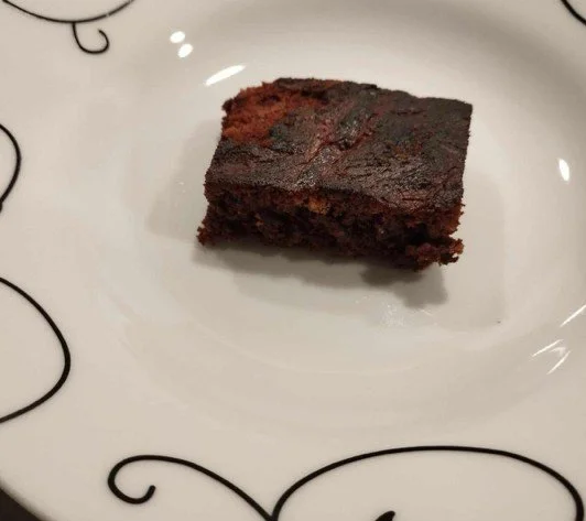 Brownie med mørk chokolade og tahin