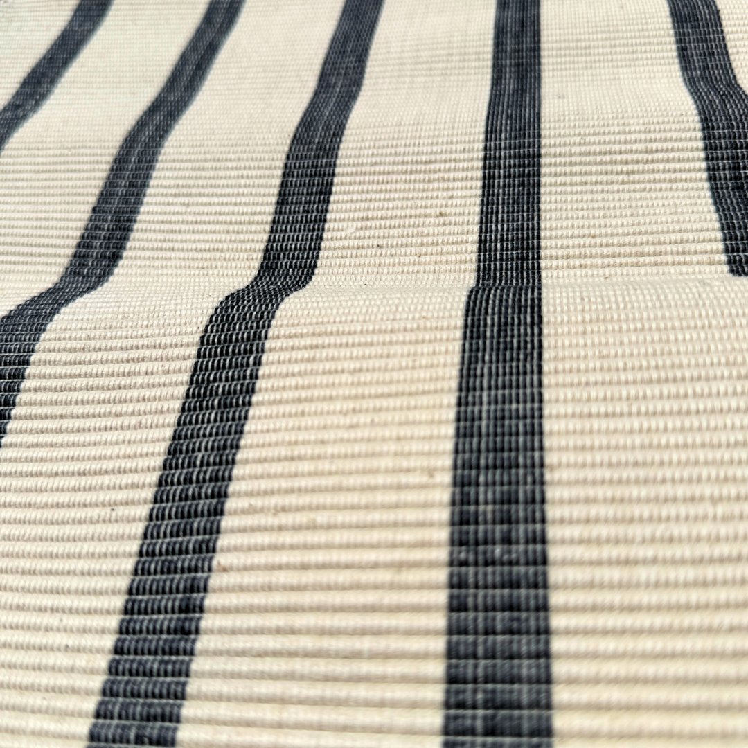 Table Mat Blue Stripe v4.png