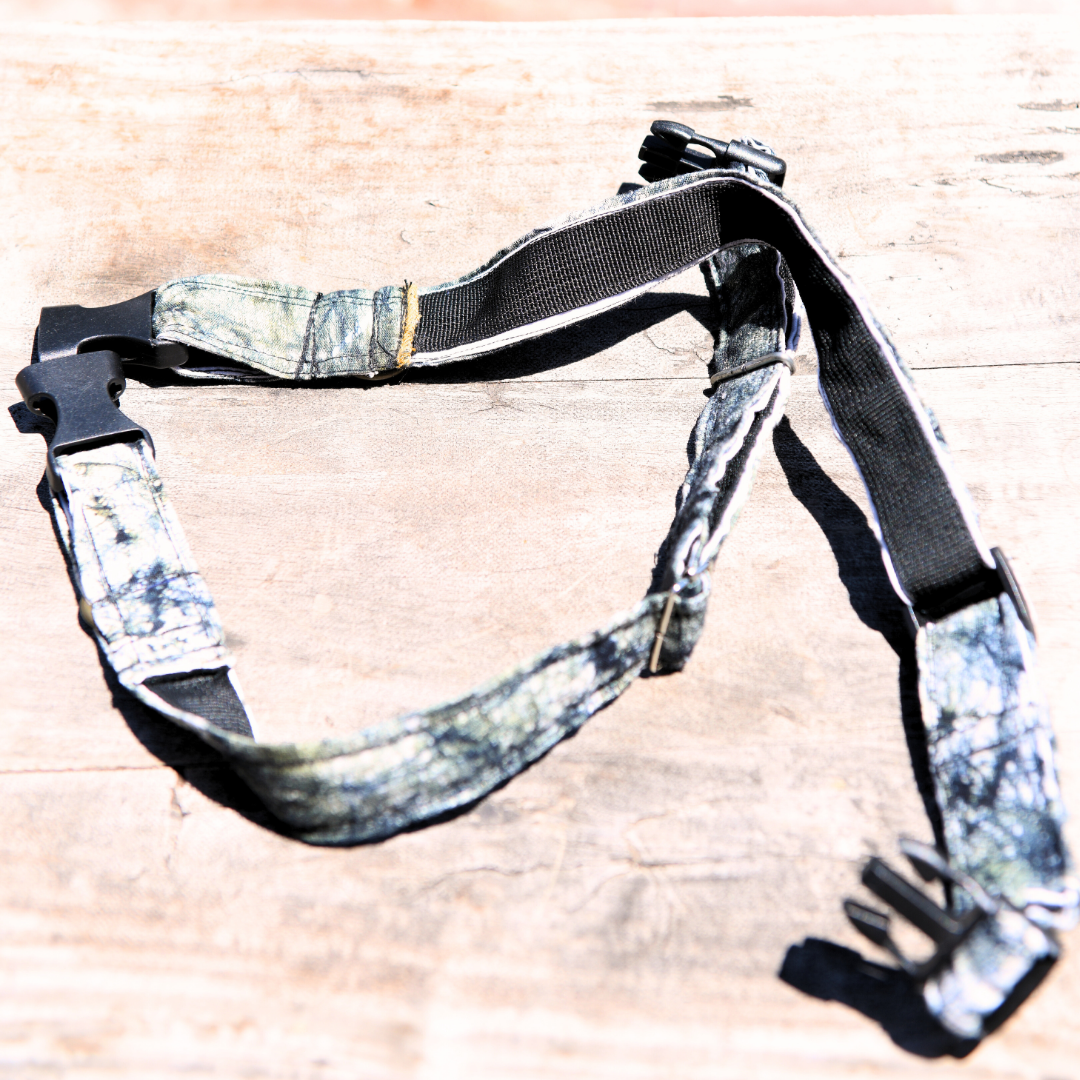 Dog Collar Mediun Forrests.png