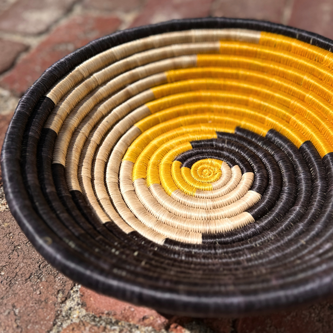 Basket Yellow Swirl v4.png