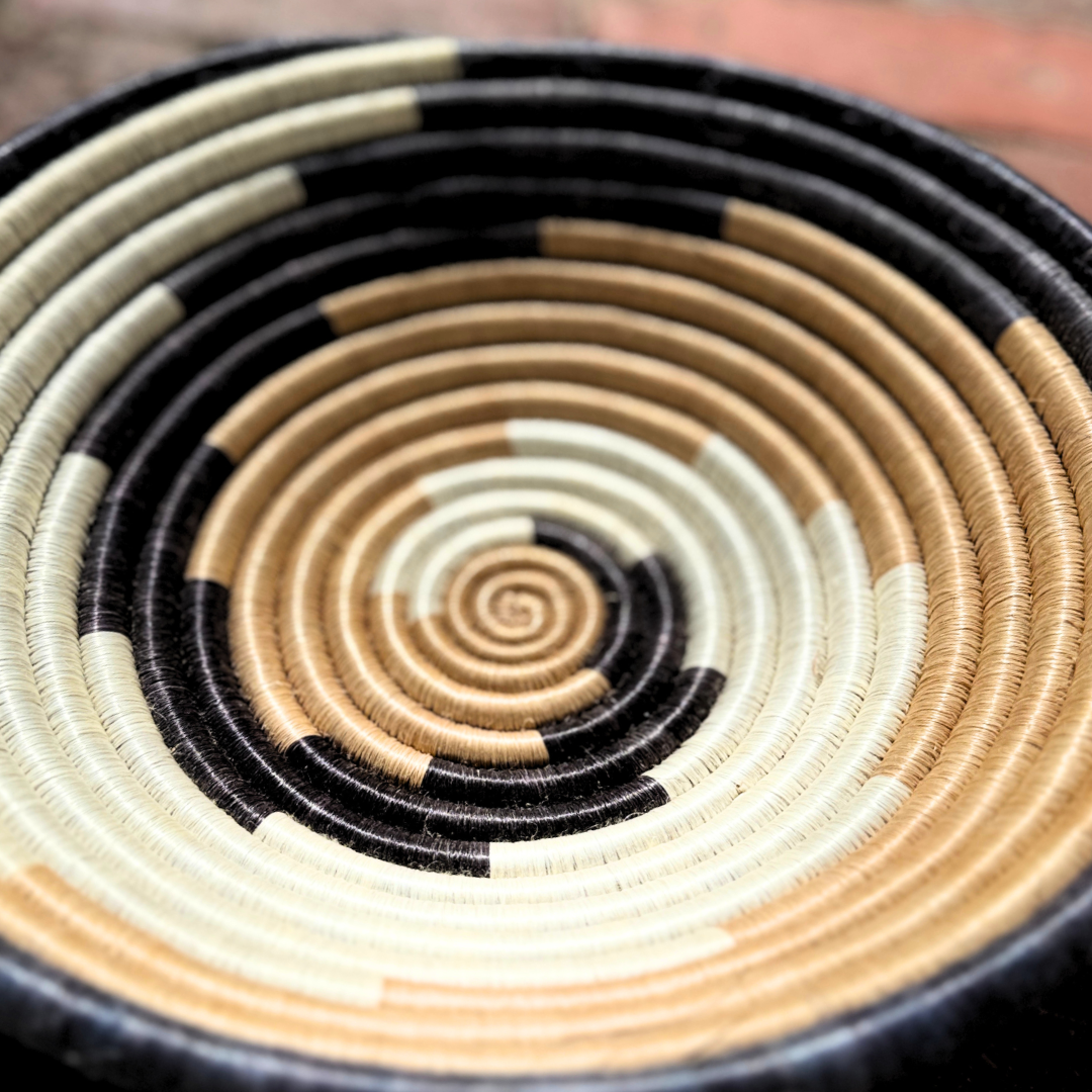 Baskets Triplets Black Swirl v5.png