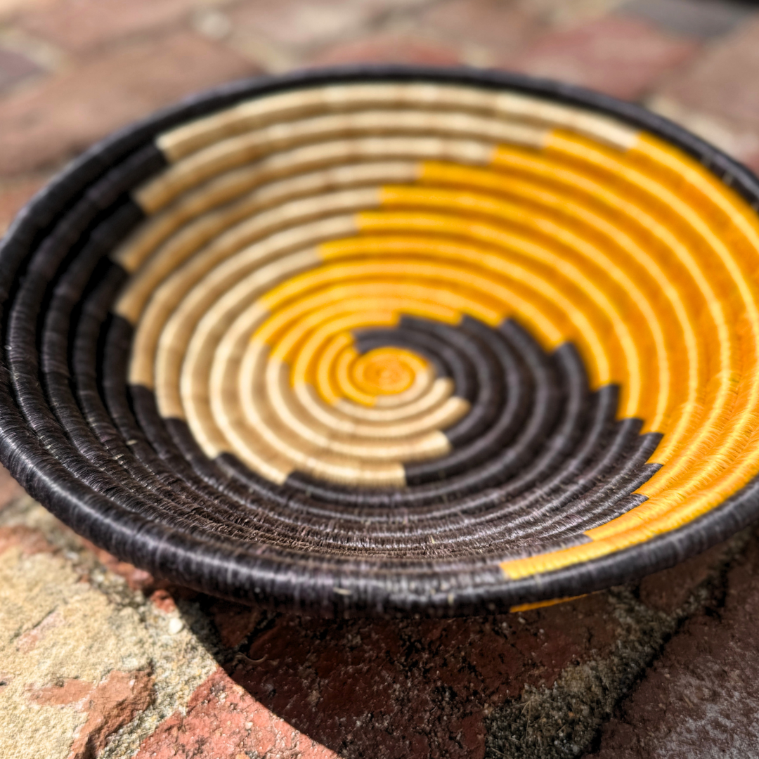 Basket Yellow Swirl v3.png