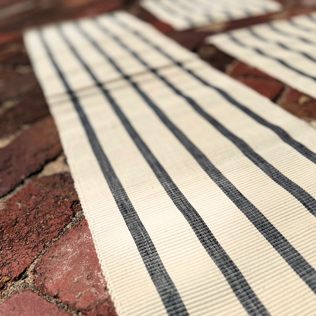 Table Mat Blue Stripe v5.png