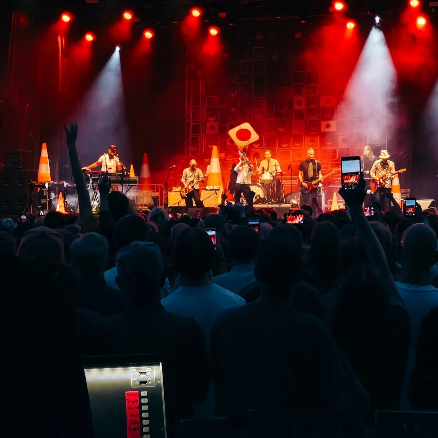 F&ouml;r femte g&aring;ngen har vi haft &auml;ran att leverera teknik till en av G&ouml;teborgs mest f&auml;rgsprakande folkfester &ndash; Kulturkalaset. P&aring; stora scenen vid Kungstorget stod vi f&ouml;r ljud, ljus, bild och ett dedikerat team b