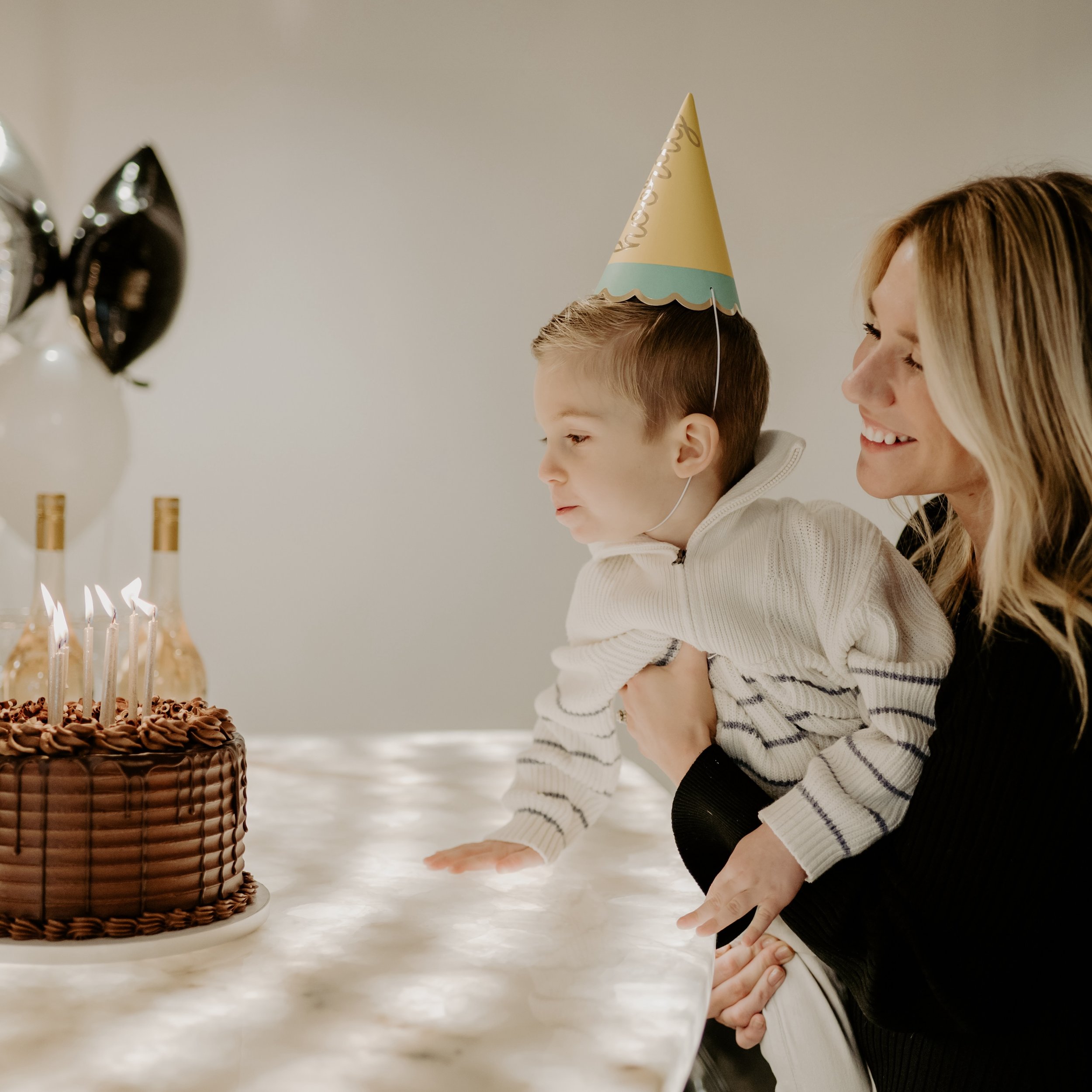 Let&rsquo;s celebrate your little one 🎂🥳

@simplicity_photo_