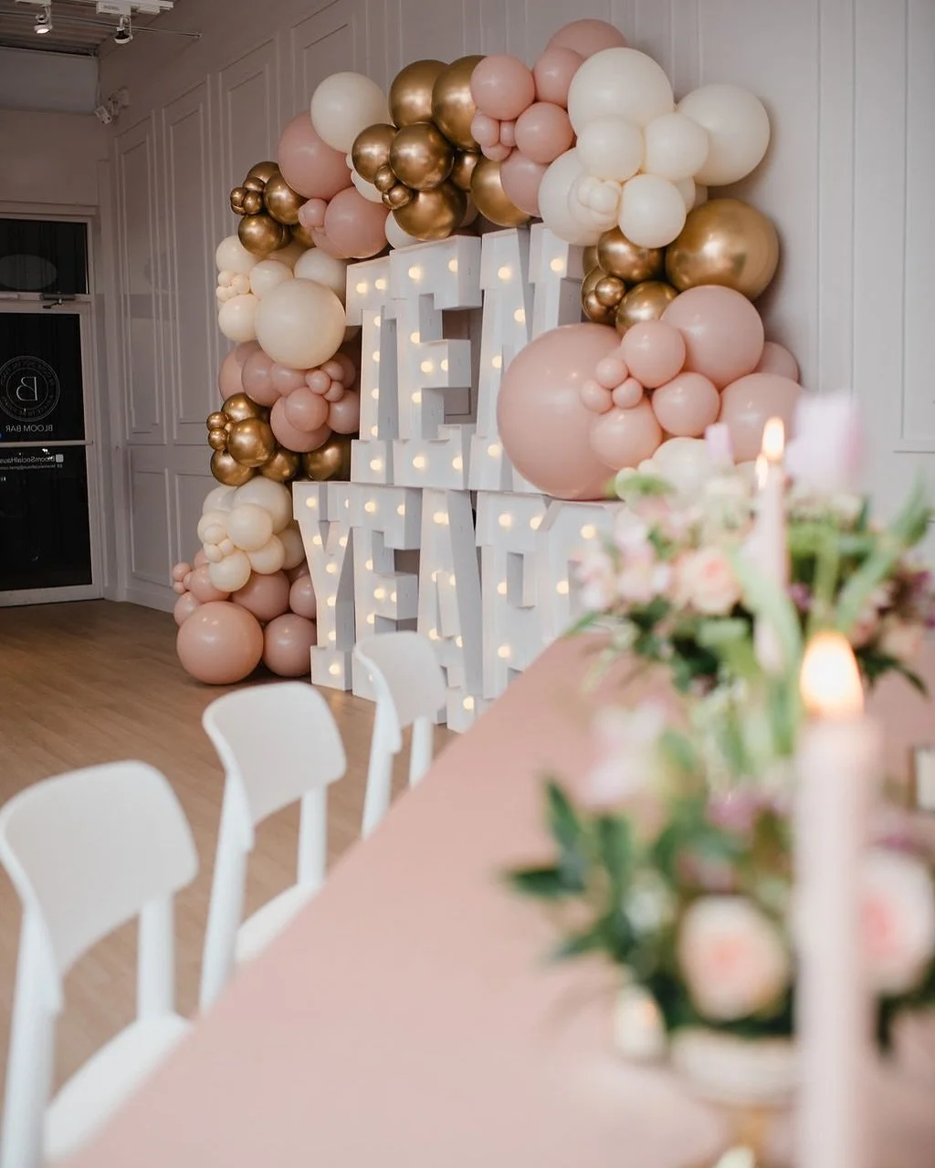 Ten years in business is a HUGE reason to celebrate!

📸 : @emilymillayphotography