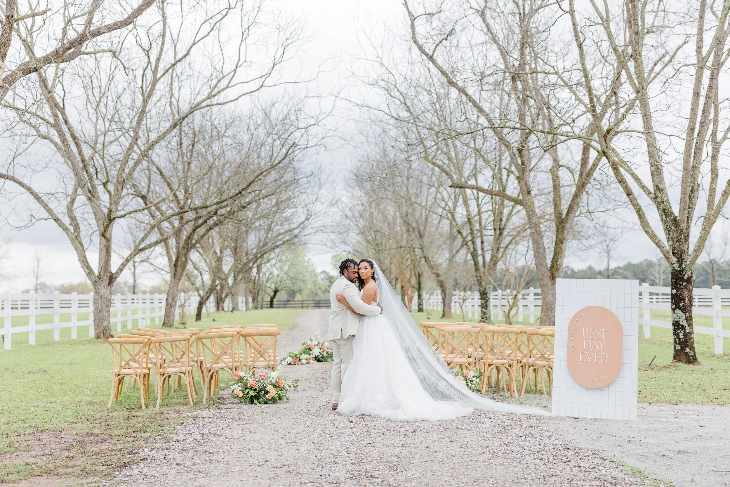 HOW TO BE AN ORGANIZED BRIDE