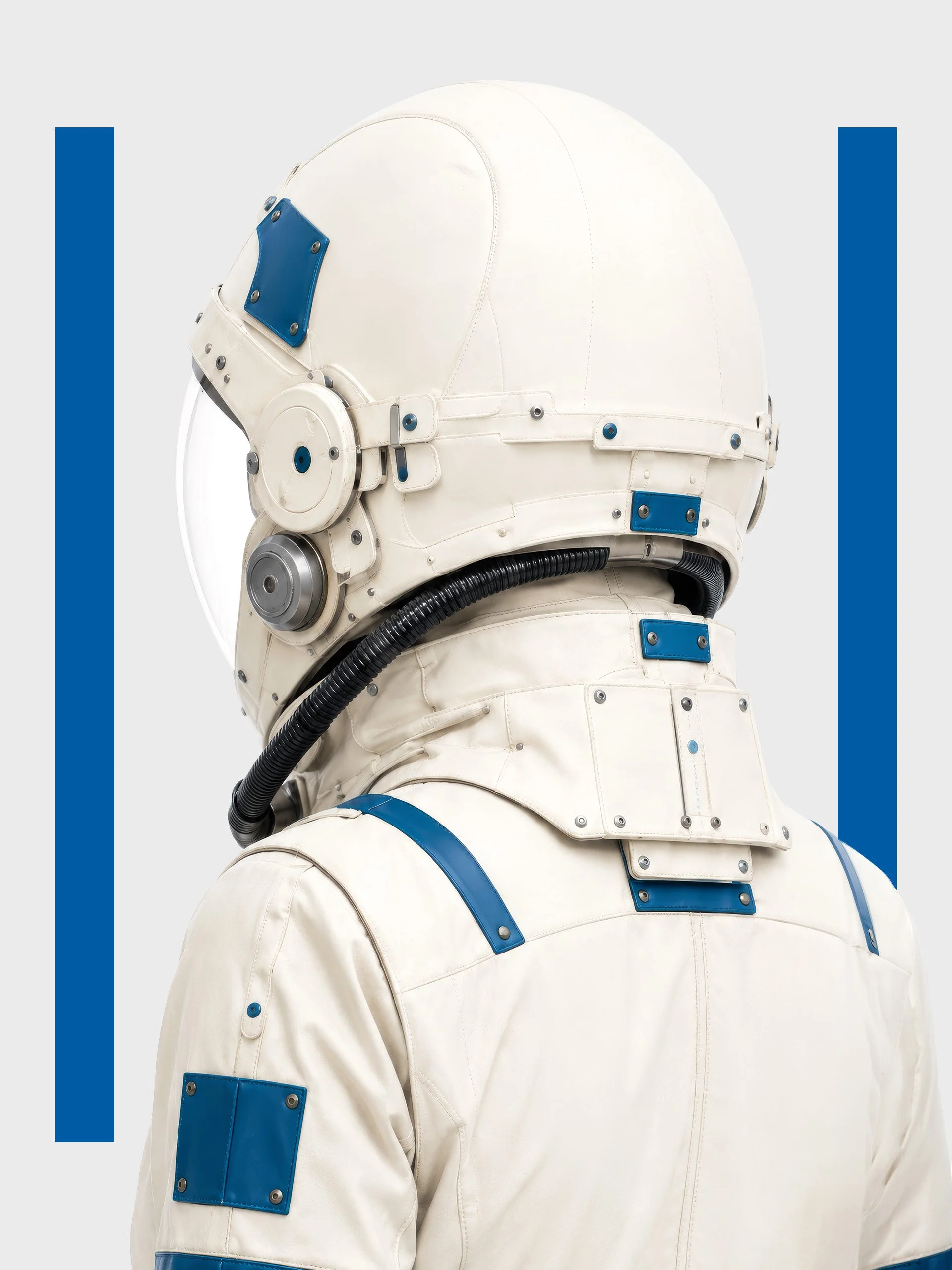 CHAR_SUIT2_HELMET_WHITE_CR.jpg
