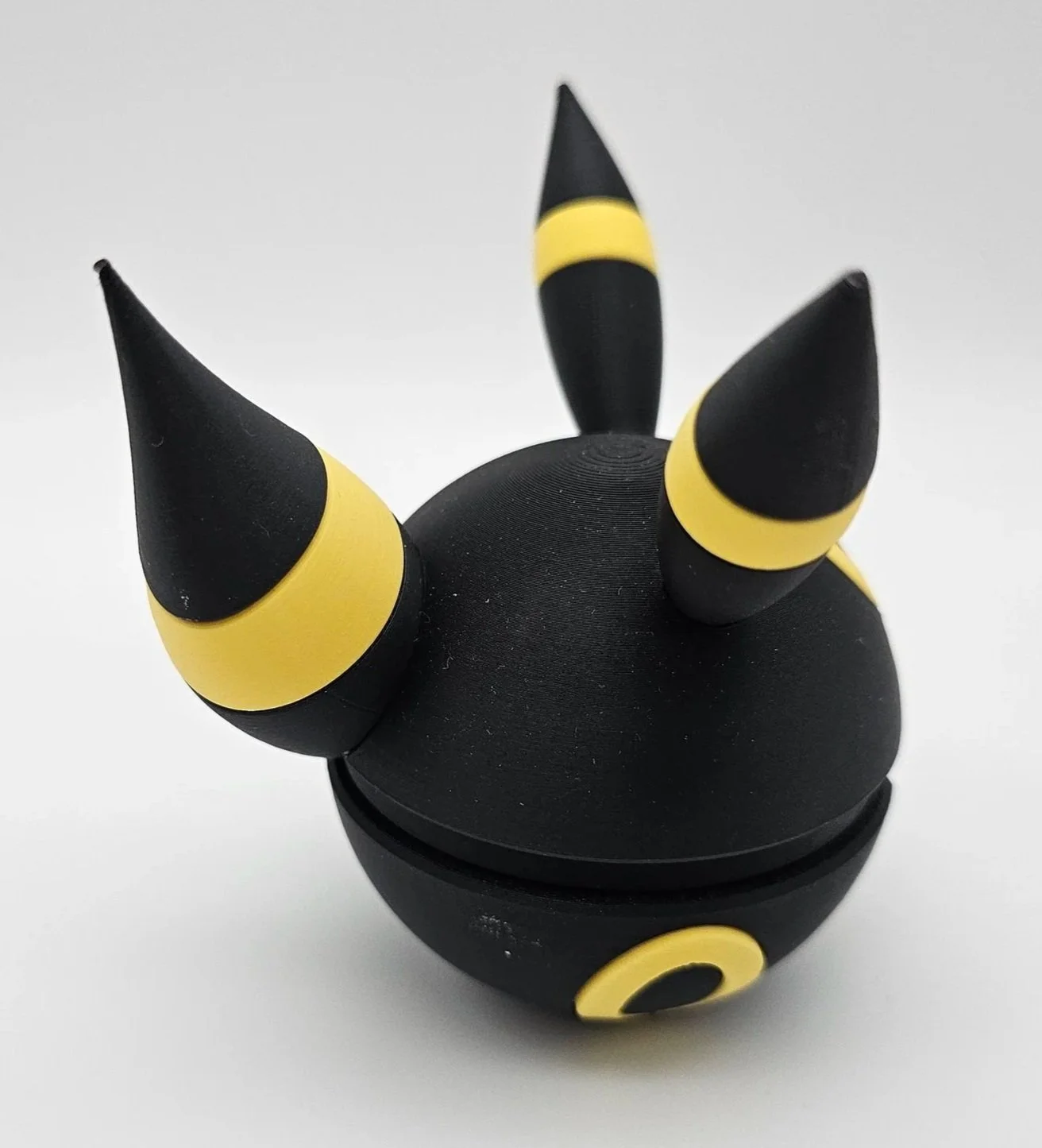 Umbreon+Pokeball4+%2415.jpg