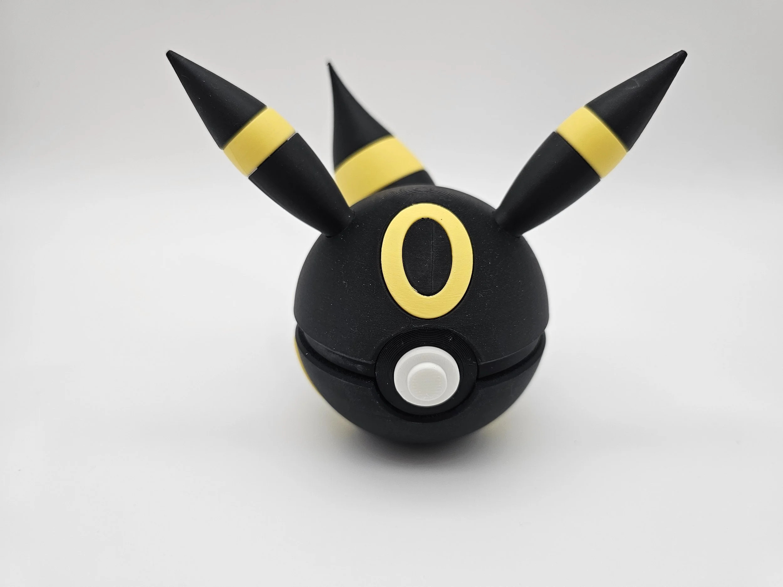 Umbreon Pokeball $15.jpg